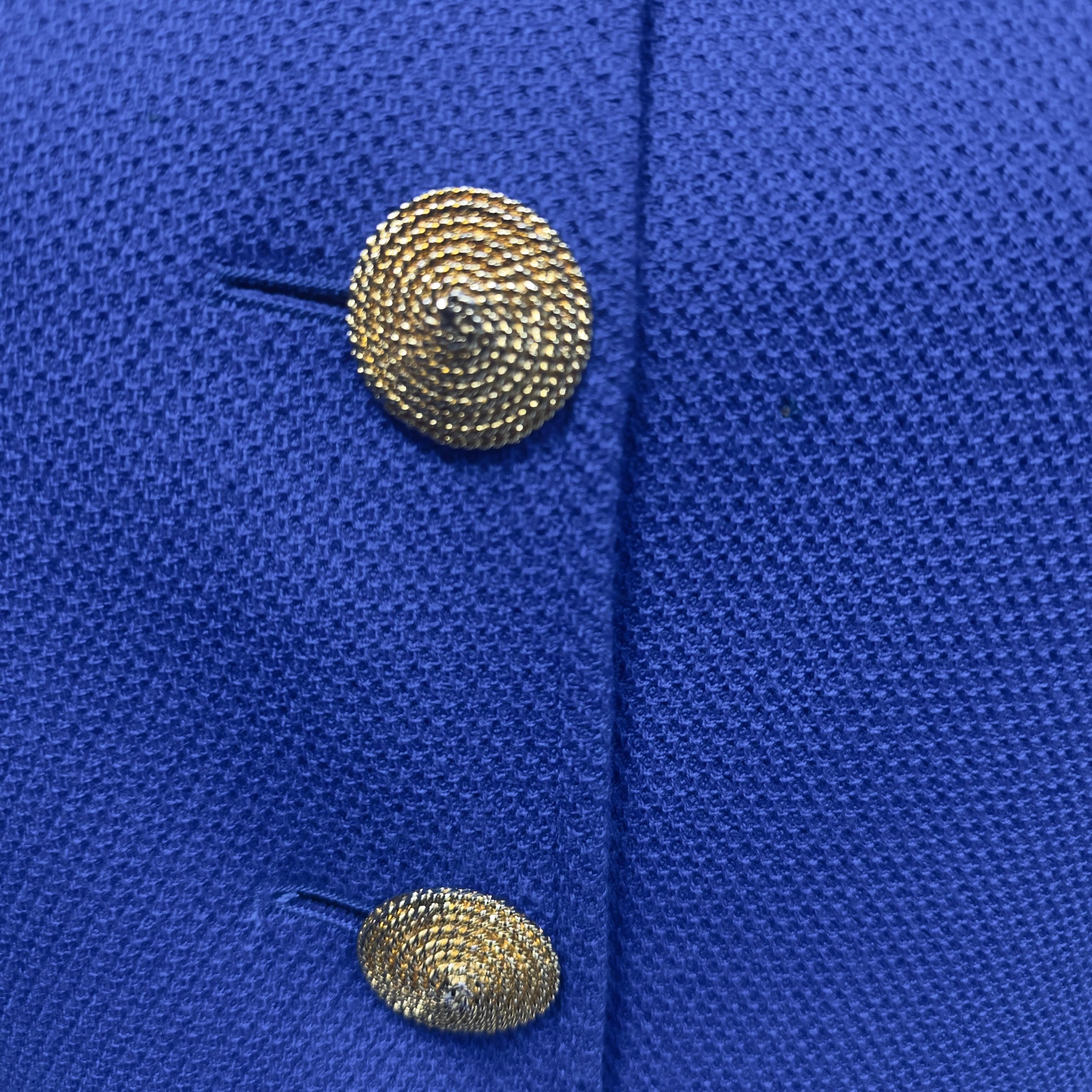 Genny 80's wool suit For Sale 3