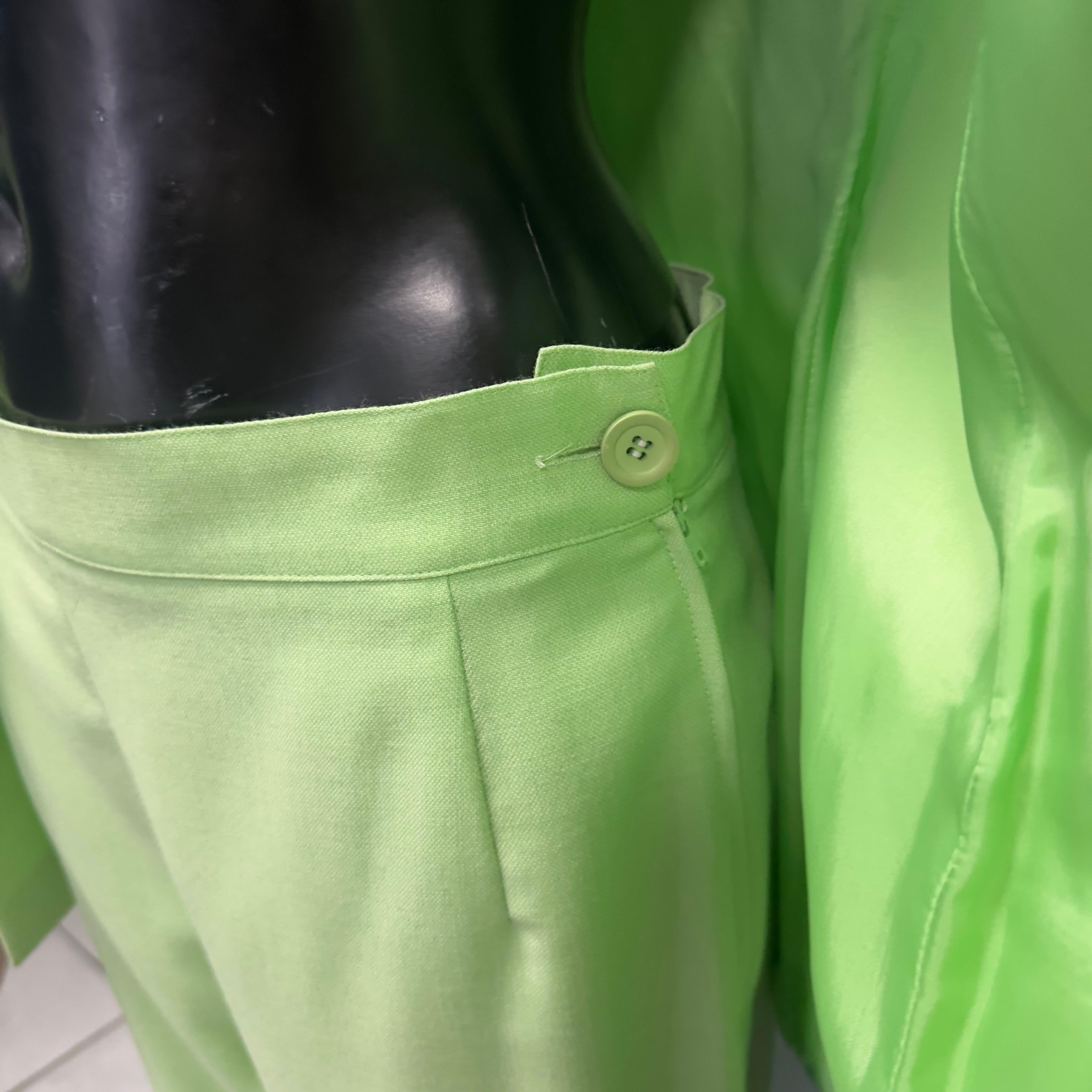 Genny 1980s suit in excellent condition For Sale 12