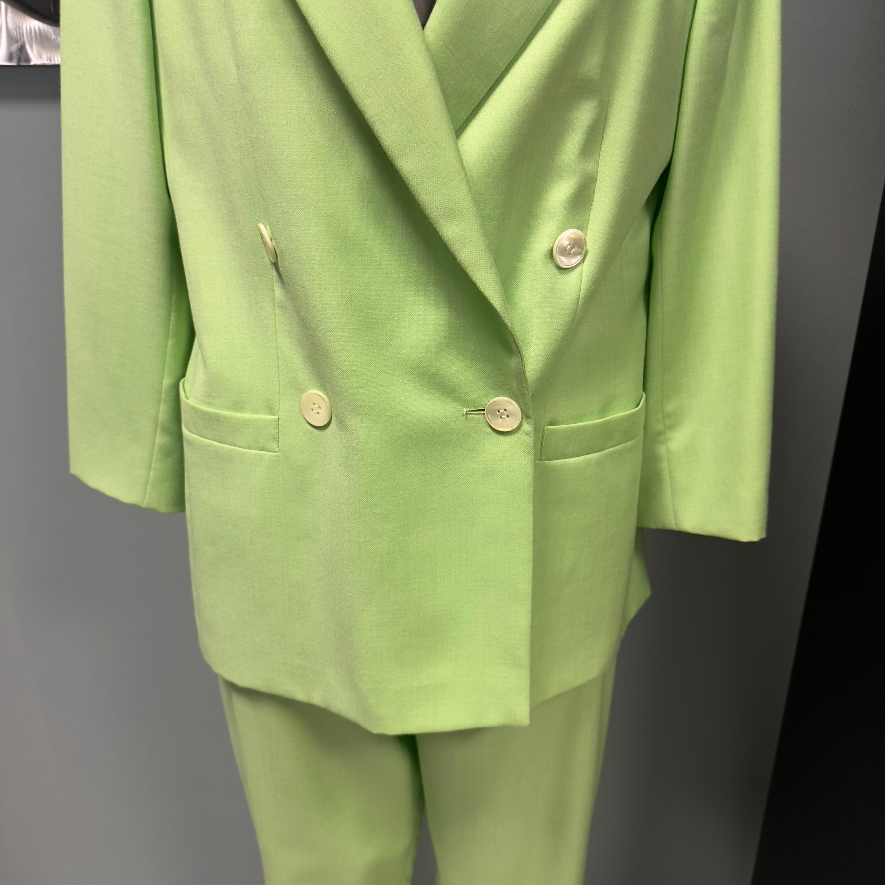 Genny 1980s suit in excellent condition For Sale 1