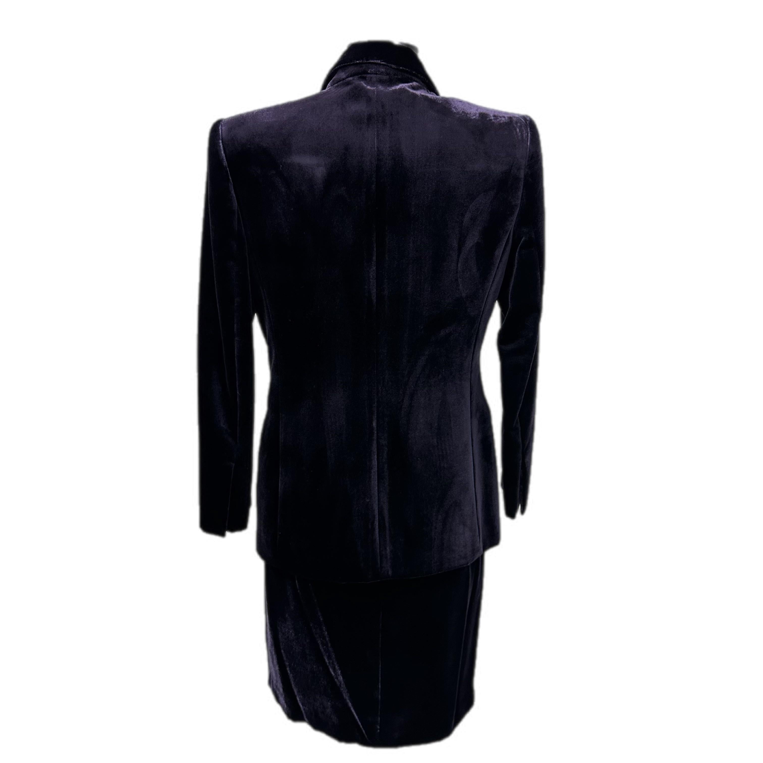 Gianfranco Ferré velvet suit In Excellent Condition For Sale In Basaluzzo, IT