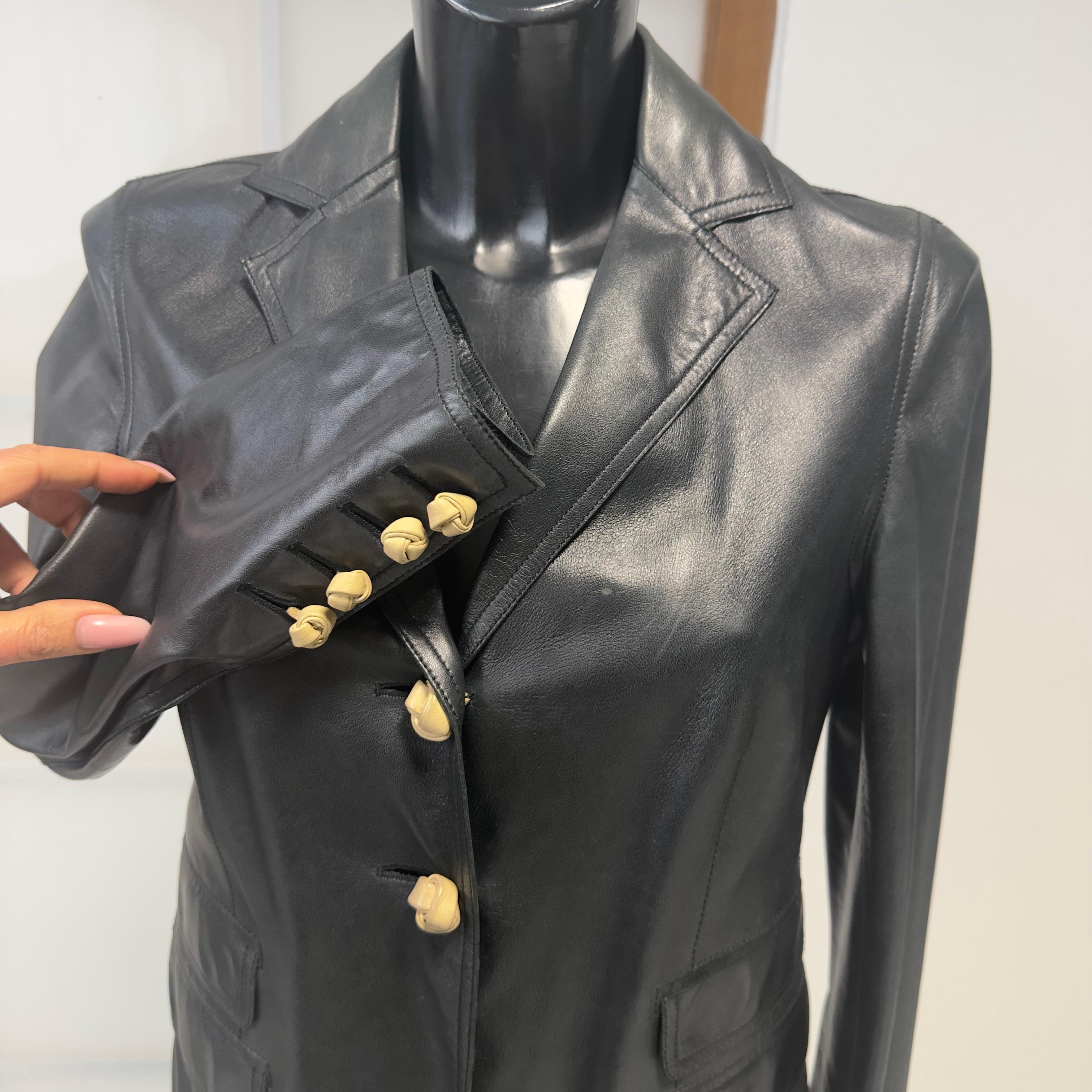 Completo Trussardi in pelle in ottime condizioni 2