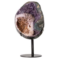 Natürlicher Geode-Slice mit Amethyst und Quarz