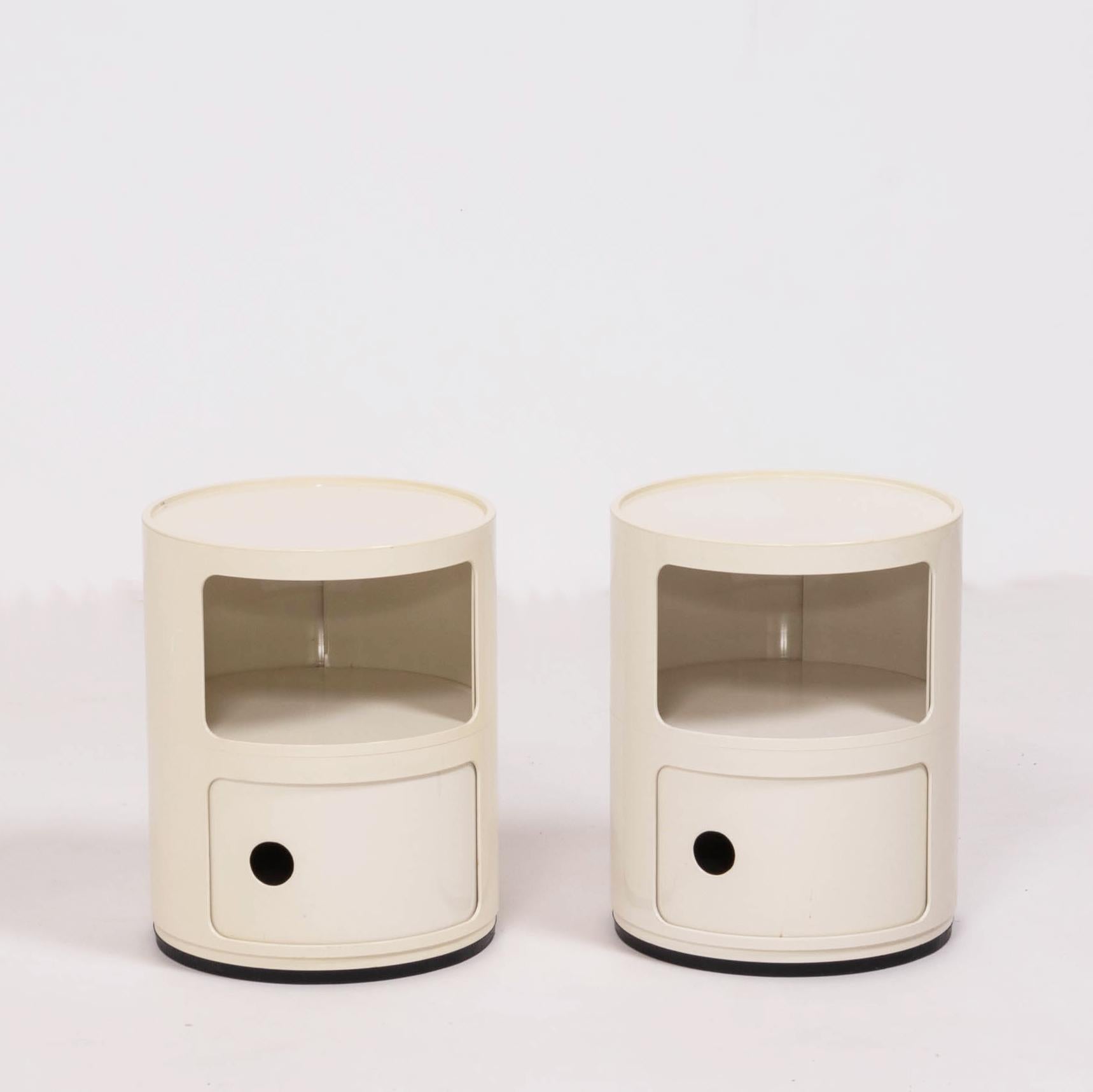 Componibili Ivory Storage Units, by Anna Castelli Ferrieri for Kartell, Set of 2 In Good Condition In Basildon, London