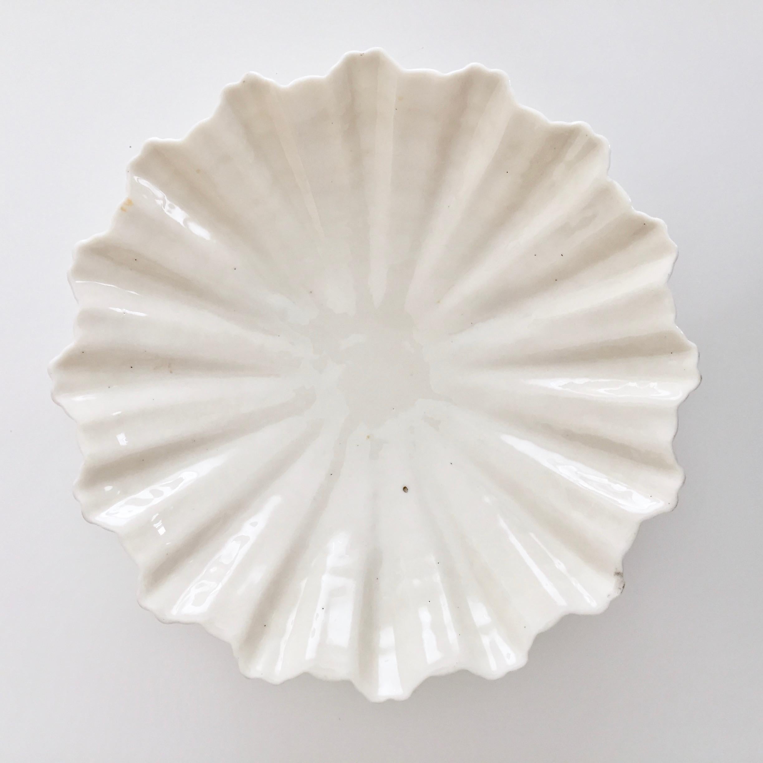 Belleek Comport, White Parian Porcelain on Dolphin Foot, Victorian, 1863-1891 3