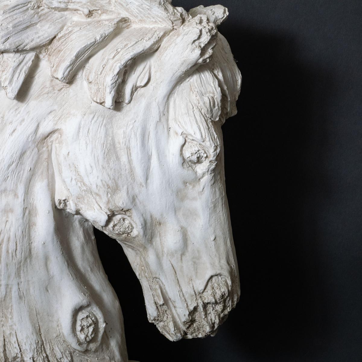 Composition faux wood horse head sculpture For Sale 3