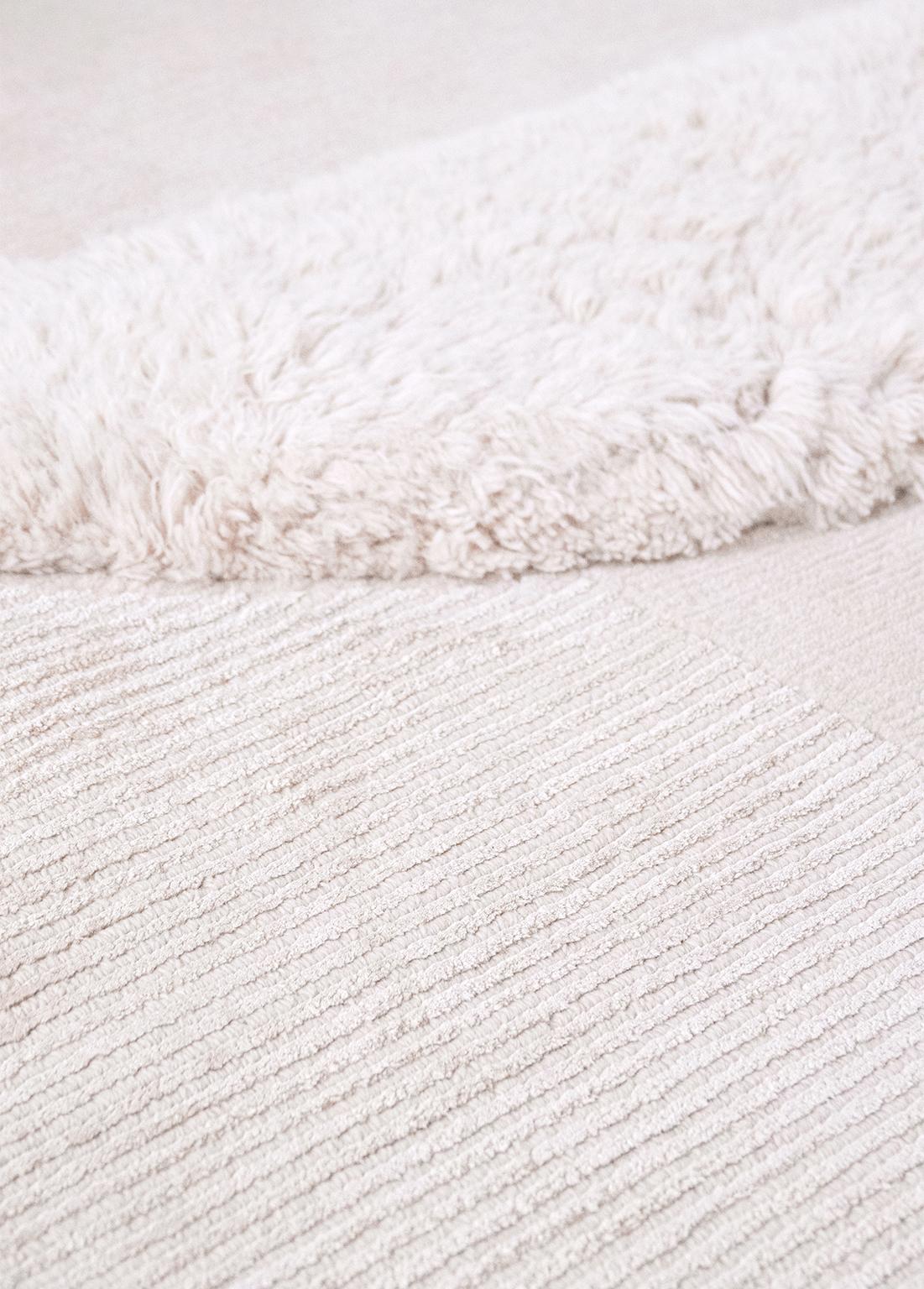 Composition XIV.II - Light Beige Hand Knotted Wool Silk Rug In New Condition For Sale In Seattle, WA