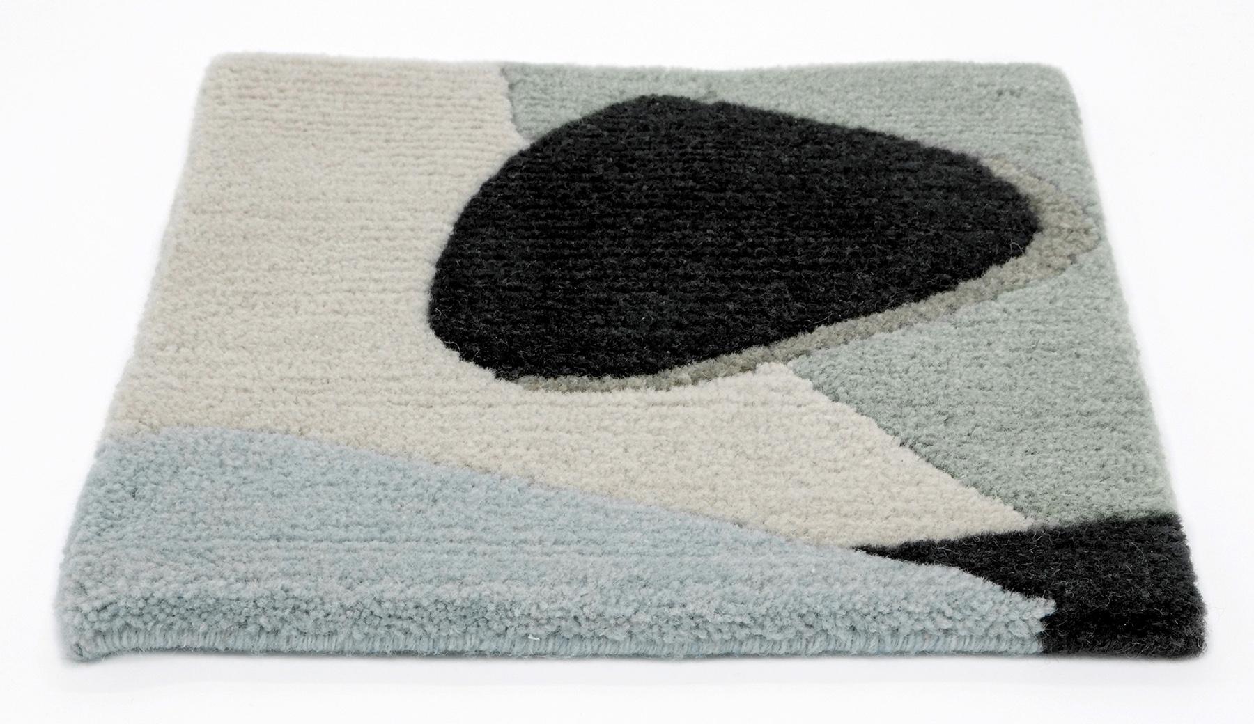 Tapis Composition XXI en laine et soie nouée à la main, disponible en stock Neuf - En vente à Seattle, WA
