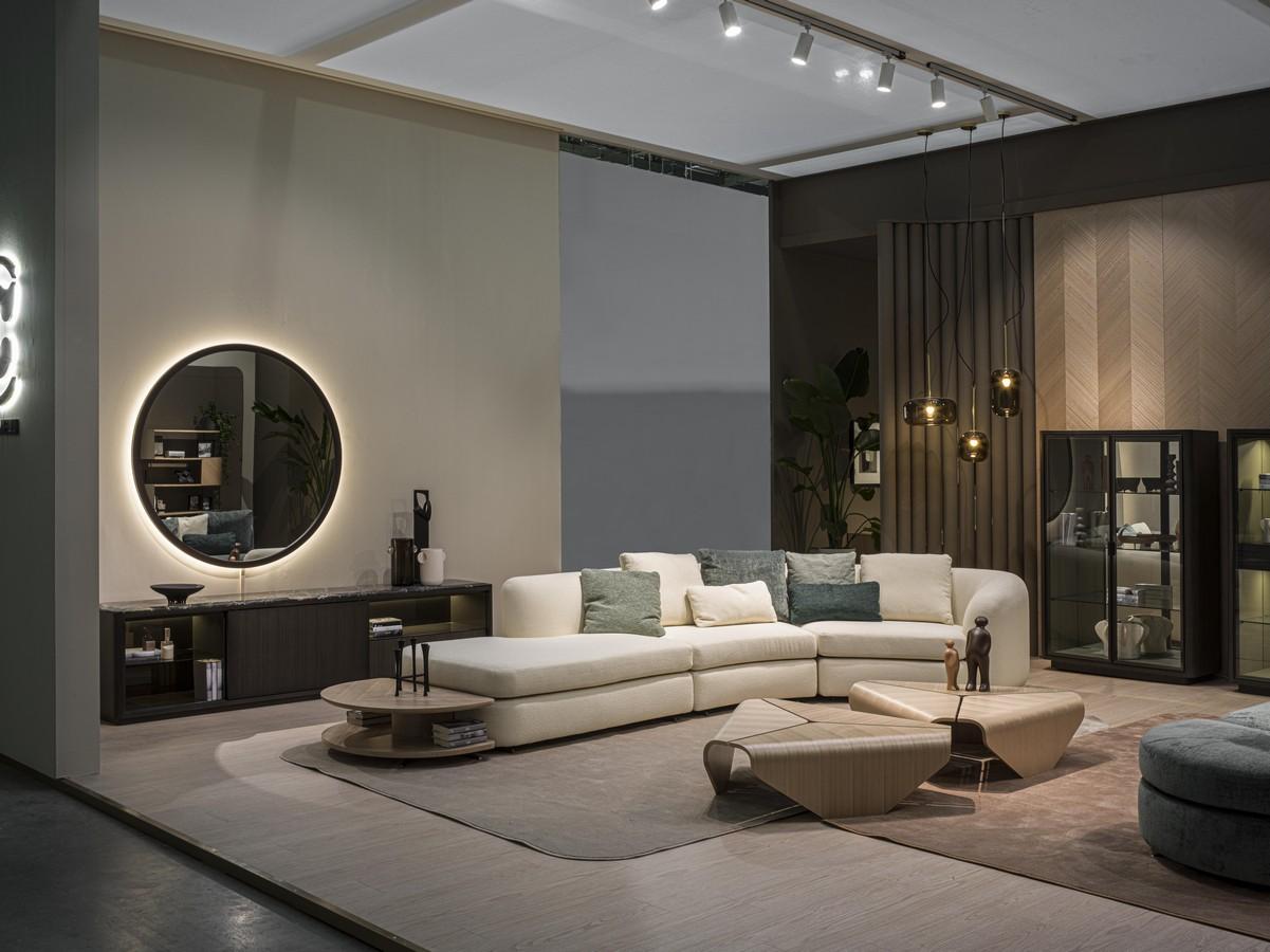 Contemporain Composition d'un canapé moderne en tissu incurvé en vente