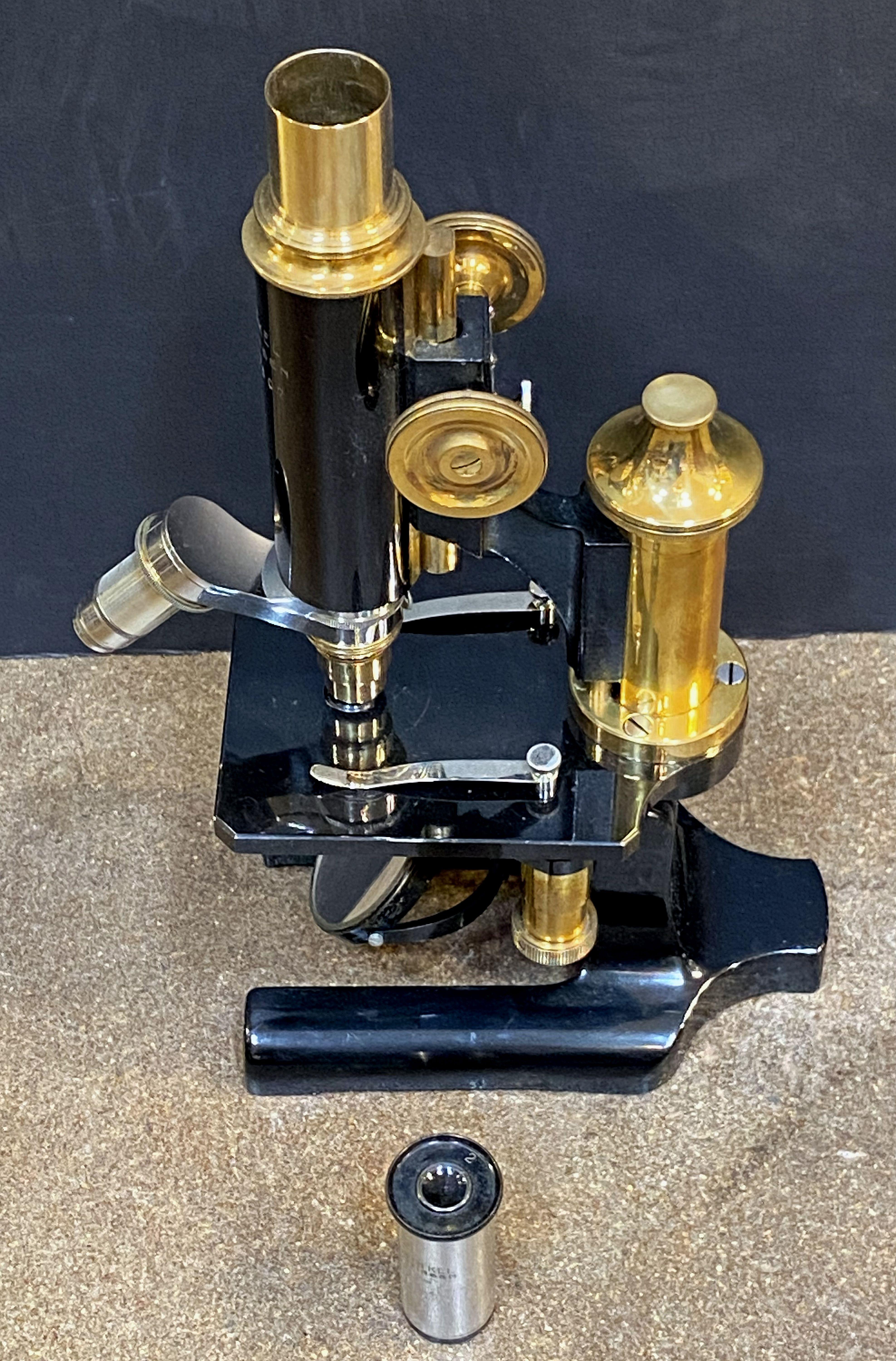 Compound Microscope with Box and Key by R. Winkel, Göttingen, Nr. 18507 For Sale 8