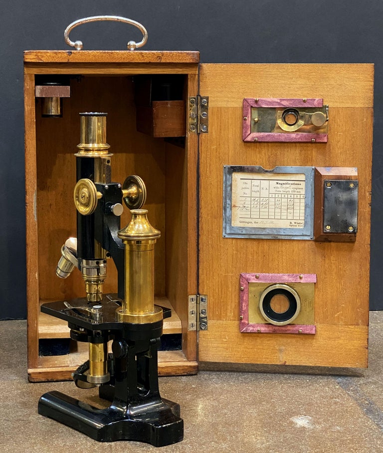 Compound Microscope with Box and Key by R. Winkel, Göttingen, Nr. 18507