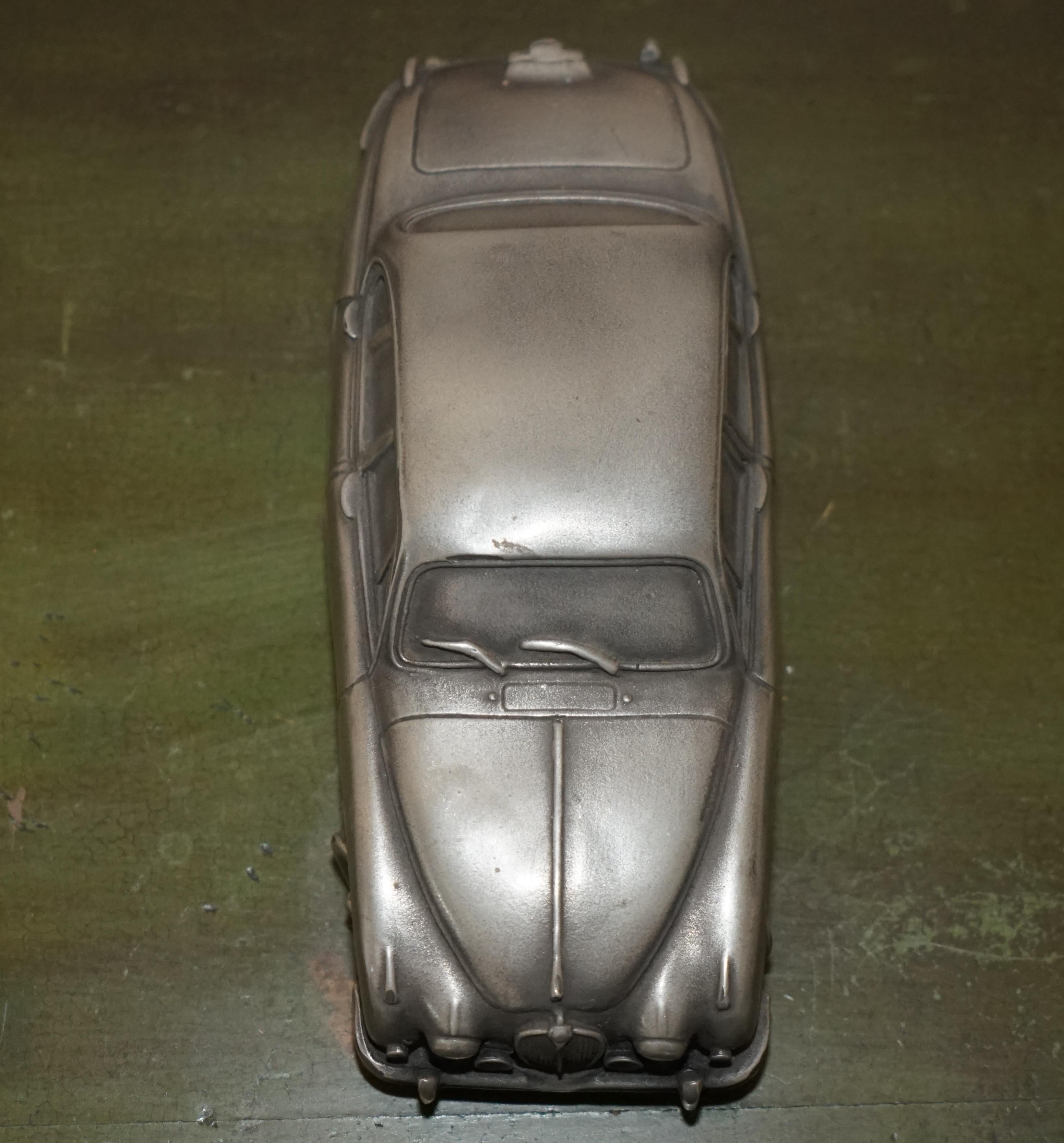 (a) Gallery Pewter Jaguar 1955-1959 Edition Mark i Car Must See Pictures en vente 3