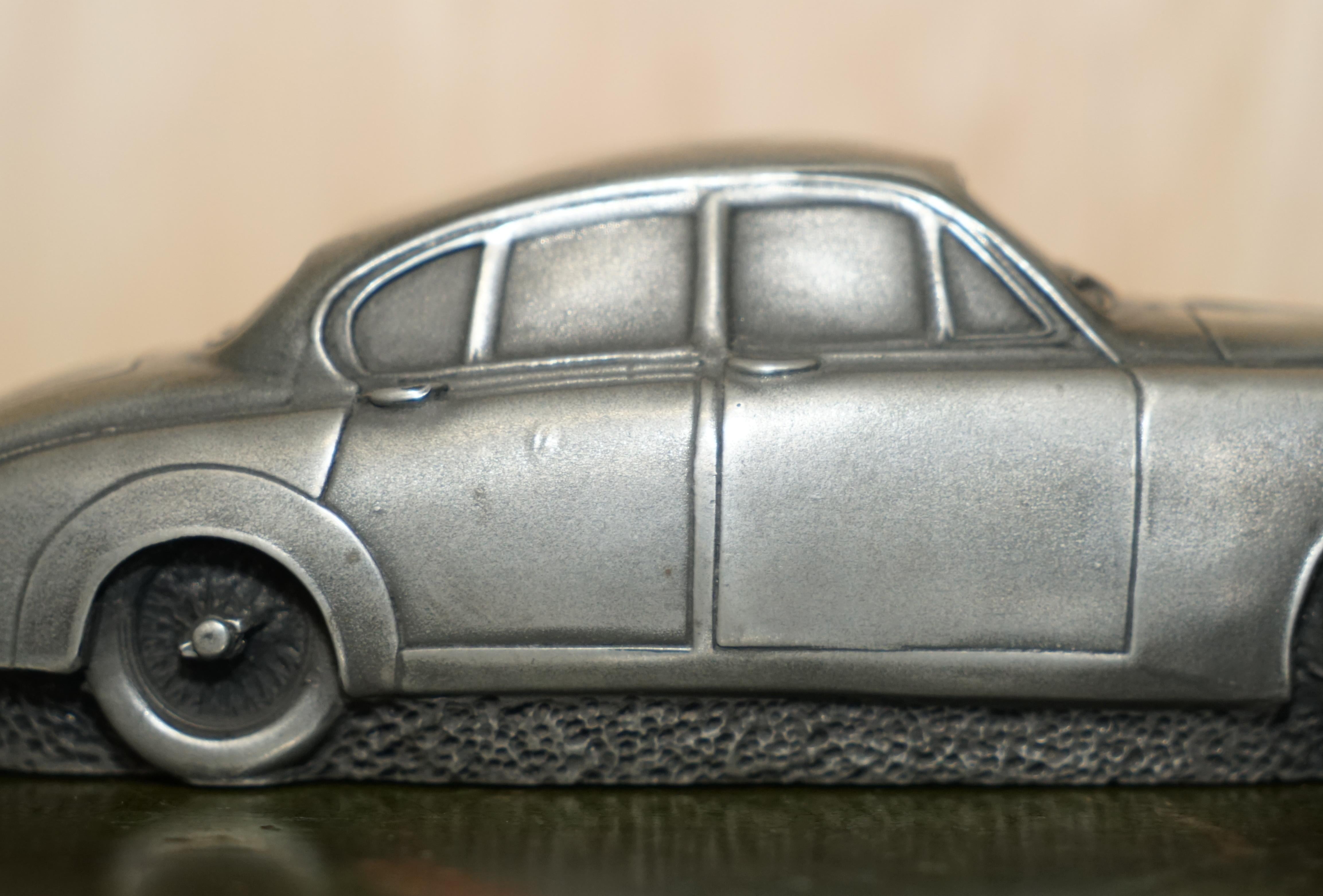 (a) Gallery Pewter Jaguar 1955-1959 Edition Mark i Car Must See Pictures en vente 9