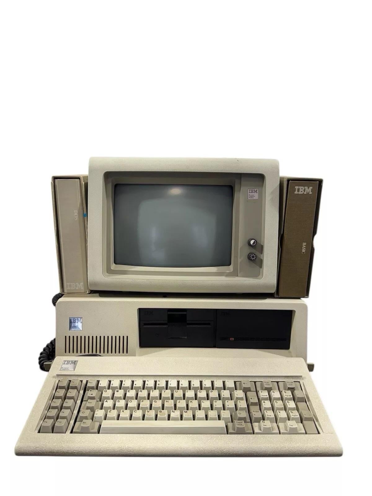IBM computer mod.5160 prod.1983


Computer from the historic IBM model 5160, production year dj 1983.


Present within the General Catalogue of Cultural Heritage and at the Home Computer Museum in Helmond, Holland.


The pc also consists of two
