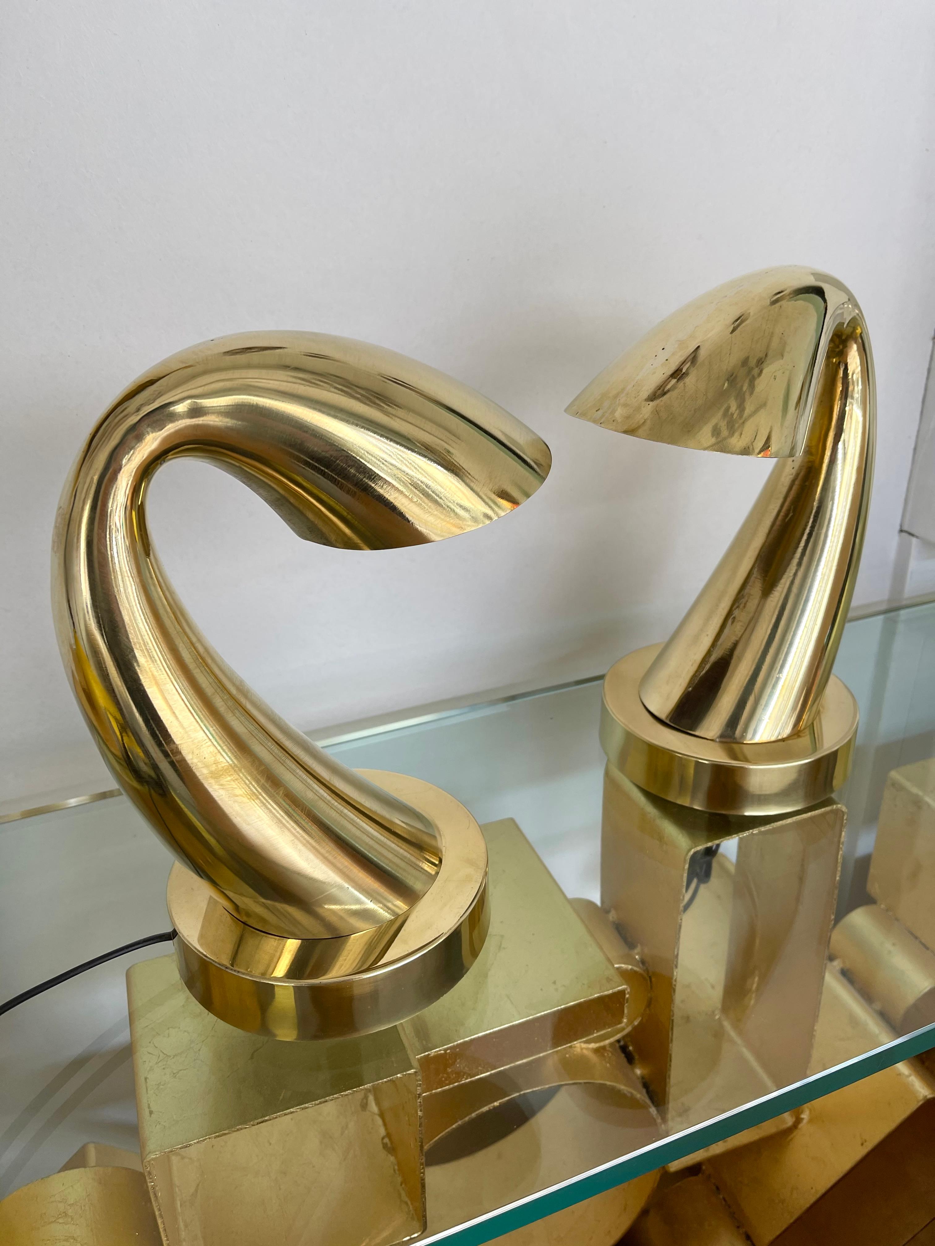 Comtemporary Pair of Brass Horn Tube Lamps, Italy In Excellent Condition In SAINT-OUEN, FR