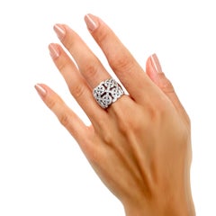 Rosior one-off Cocktail Ring set with Diamonds in White Gold