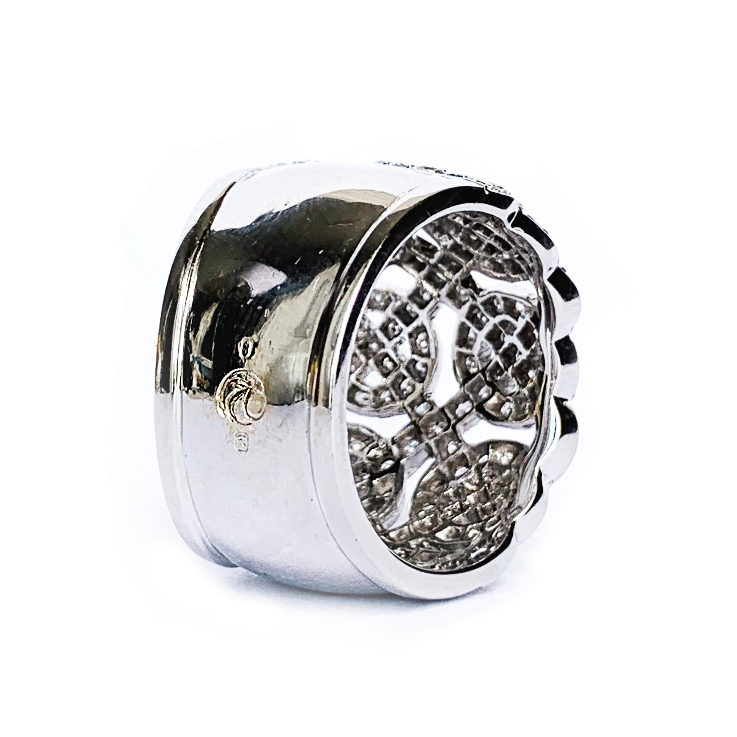 Women's or Men's Rosior one-off Cocktail Ring set with Diamonds in White Gold For Sale