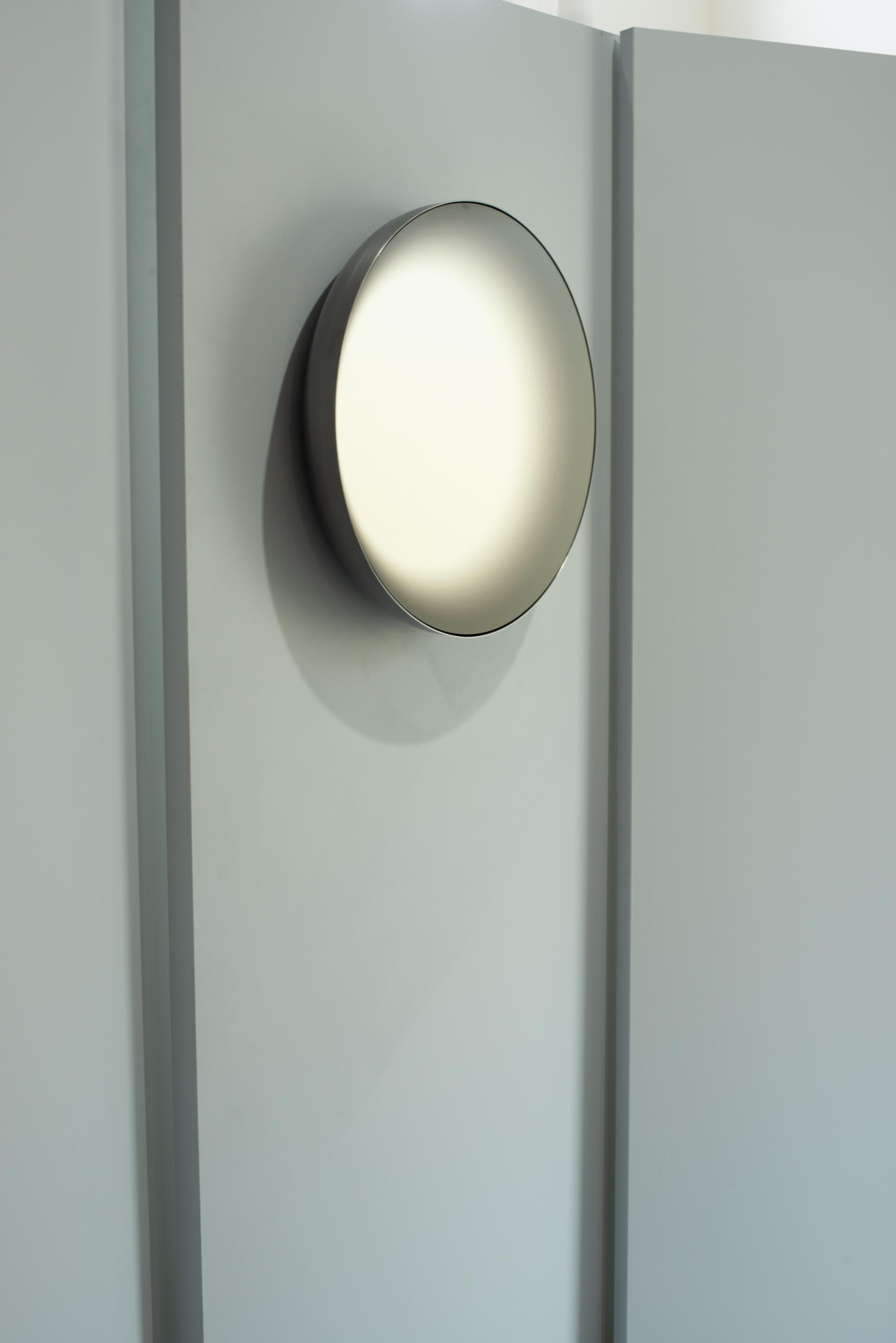 Acier Miroir contemporain concave convexe en acier et miroir en vente