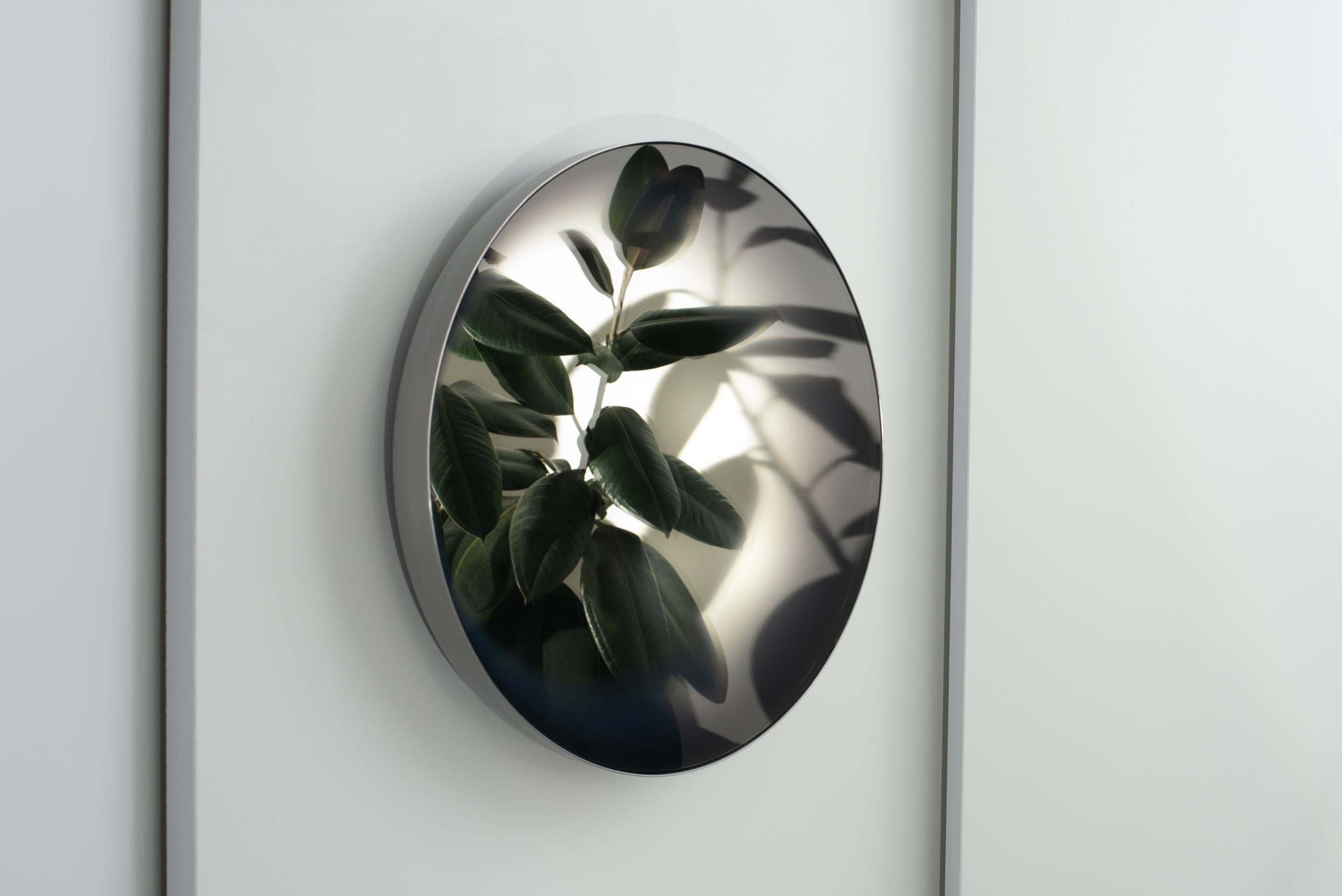 Miroir contemporain concave convexe en acier et miroir en vente 1