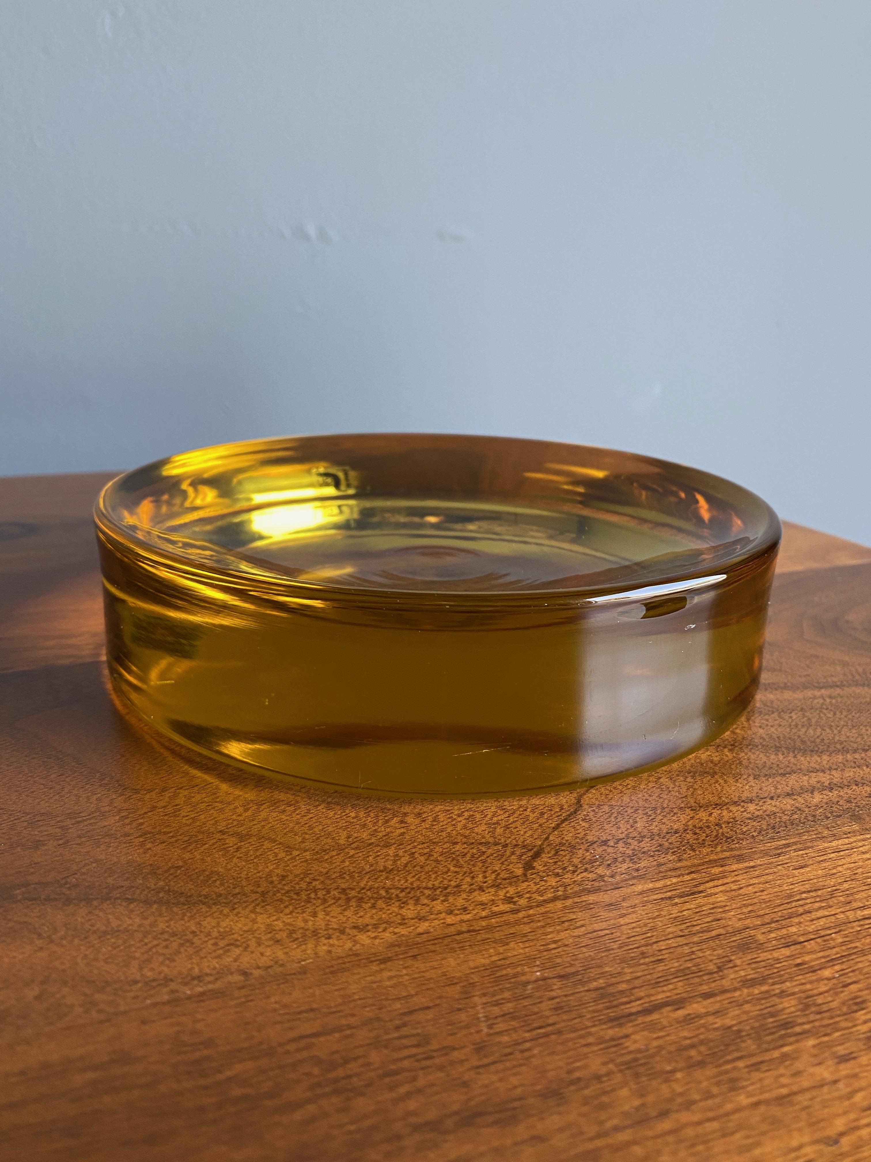 Italian Concave Murano Seguso Arte Amber Glass Dish, circa 1960 For Sale