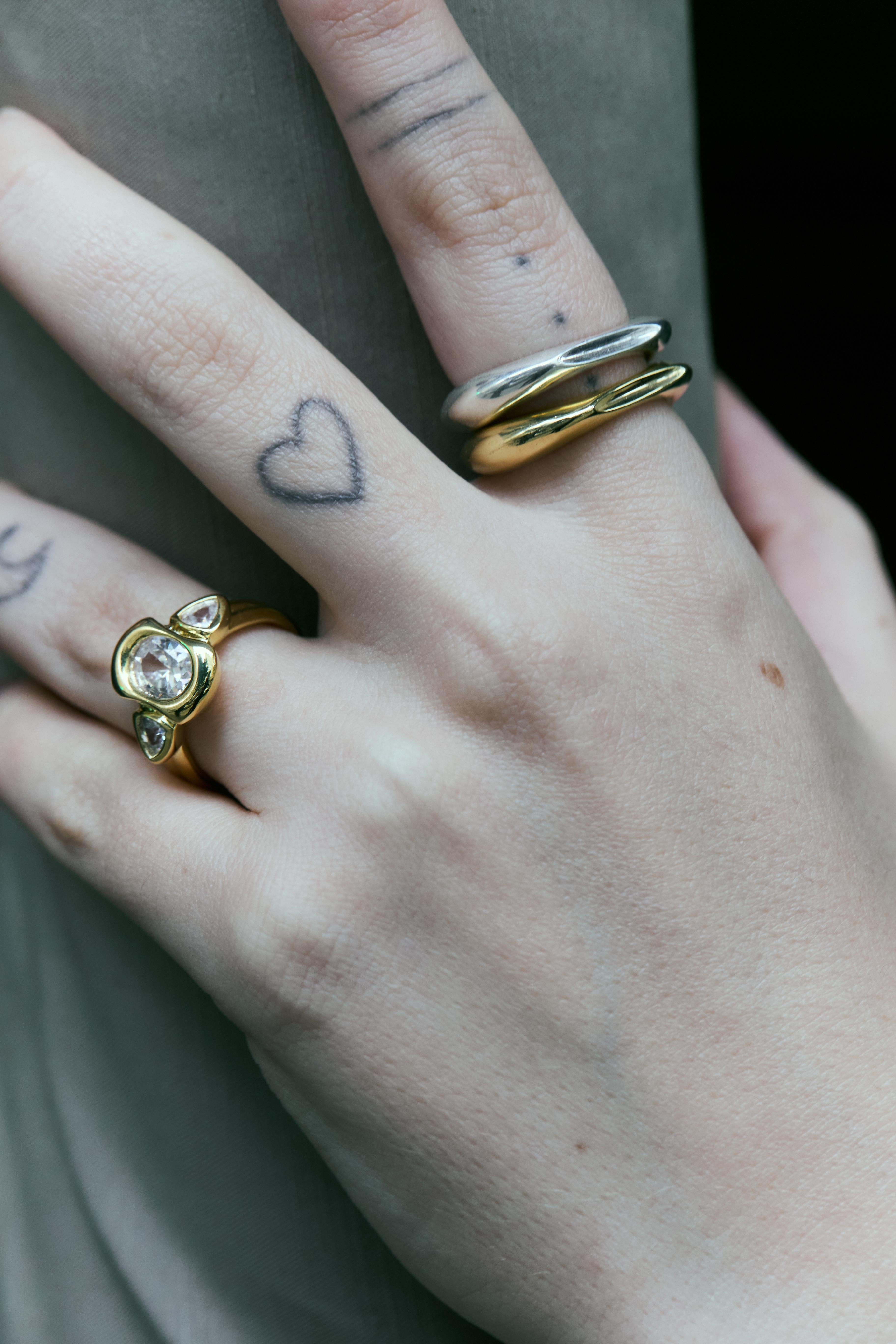 Contemporary Concavo Mini Ring Brass with 18k Gold Plating - By Crayons Sao Paulo For Sale