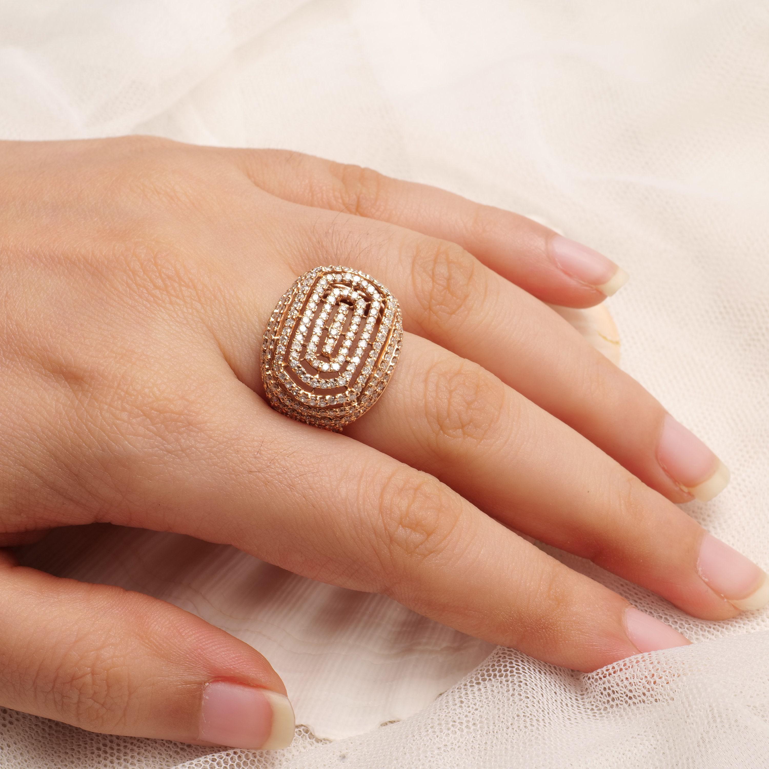 Art Déco Anello con diamanti ovali concentrici in oro massiccio 14K (certificato) in vendita