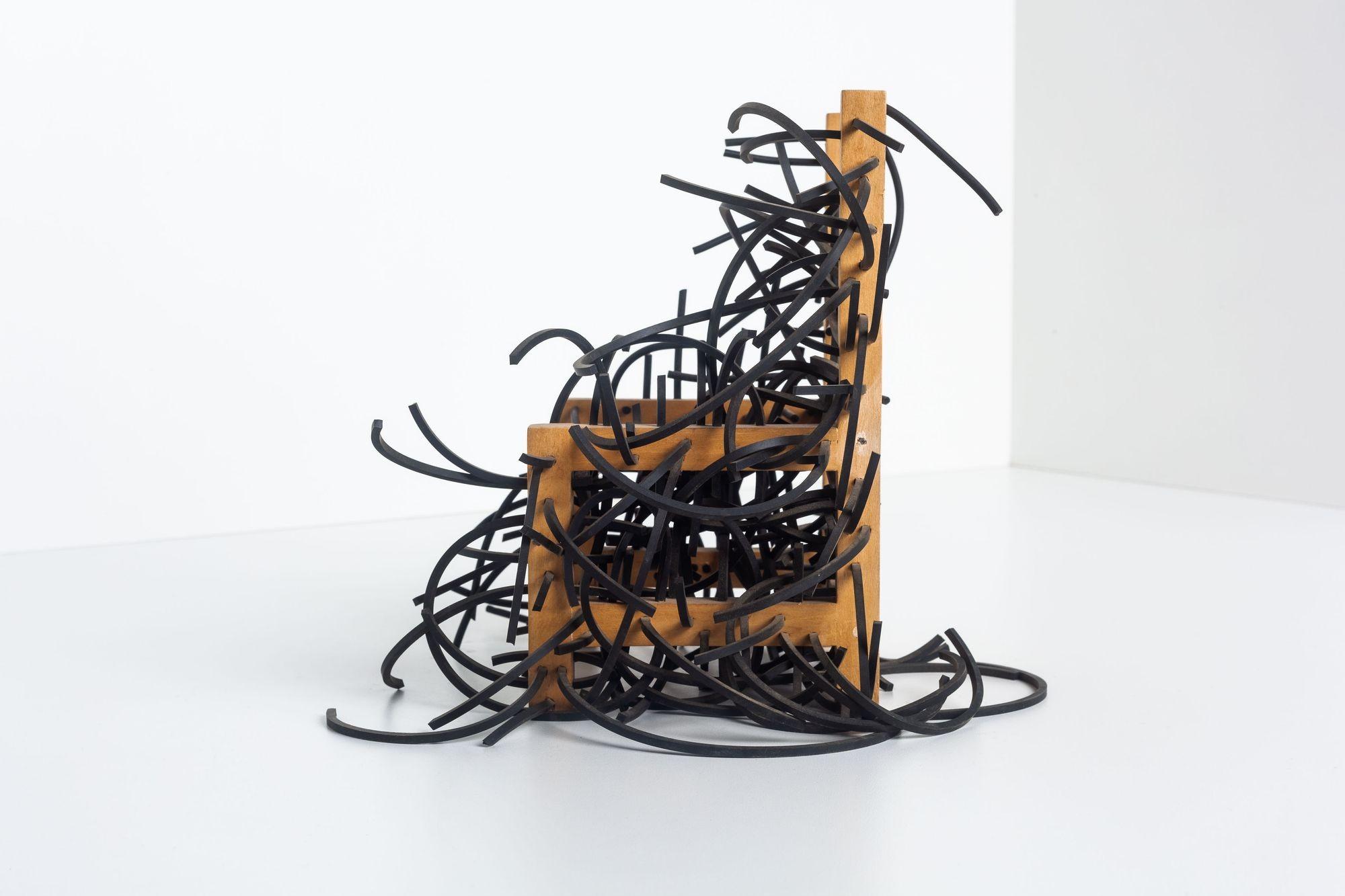 Postmoderno Sedia concettuale in miniatura di Natasha Nicholson in vendita