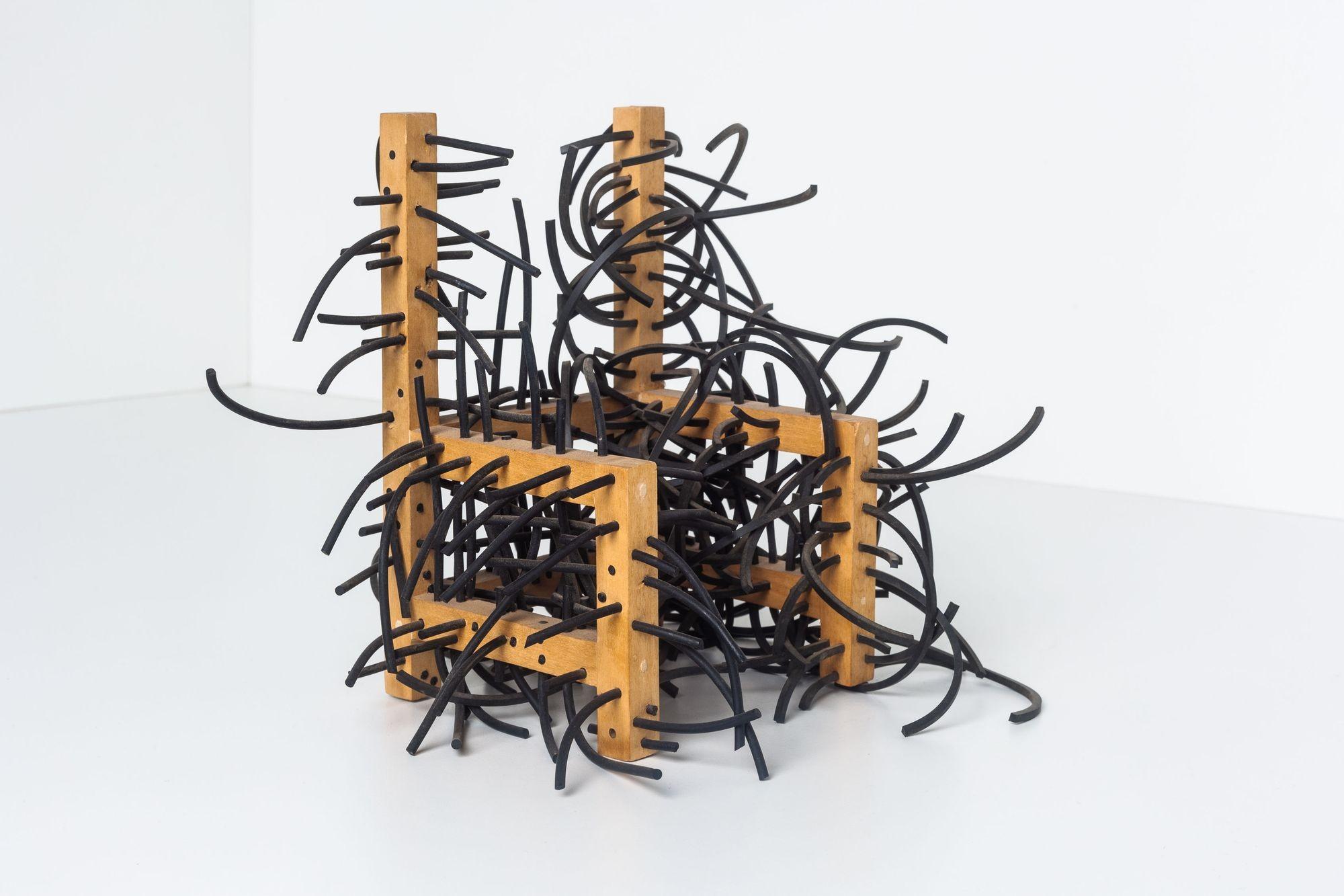 Sedia concettuale in miniatura di Natasha Nicholson in vendita 1