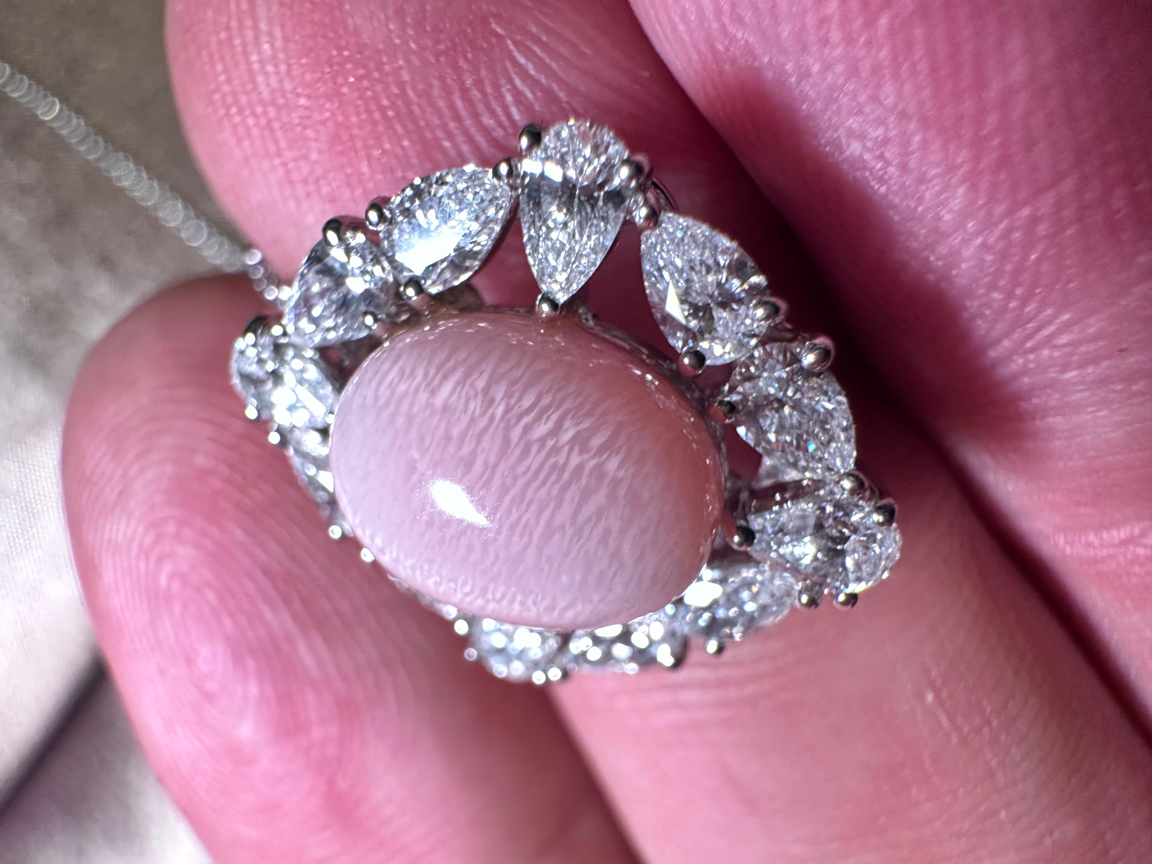 Pendentif conque en perles et diamants Bon état - En vente à London, GB