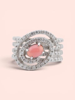Conch Pearl and Diamond Ring in Platinum 900
