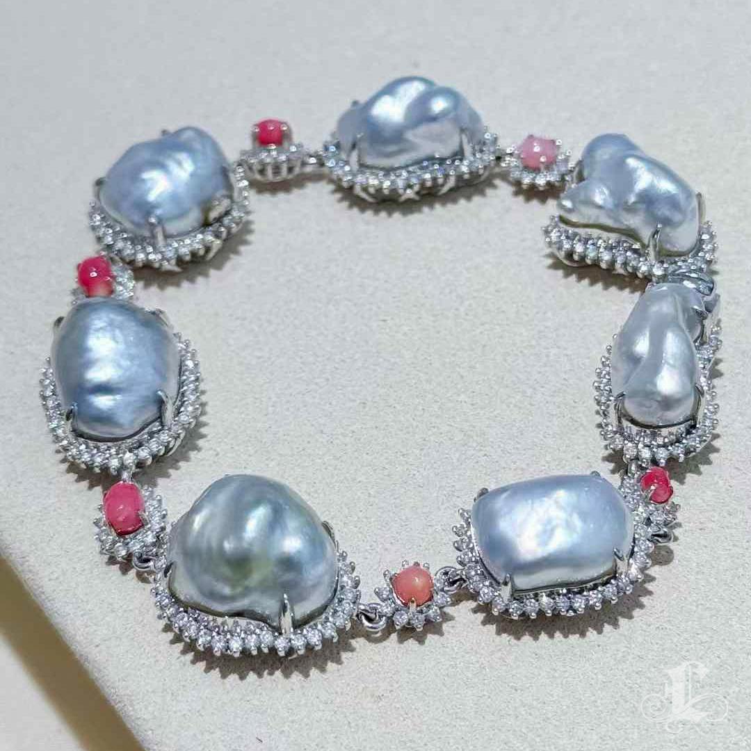 【Conchéa】Ocean Constellation Conch Pearl & Keshi Diamond Bracelet — 1.52ct 6