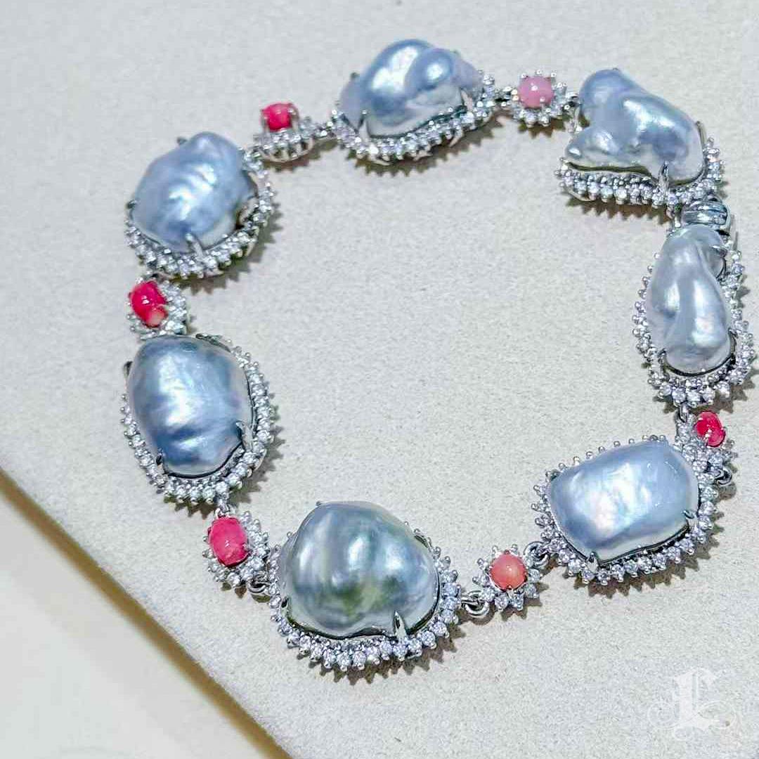 Women's 【Conchéa】Ocean Constellation Conch Pearl & Keshi Diamond Bracelet — 1.52ct