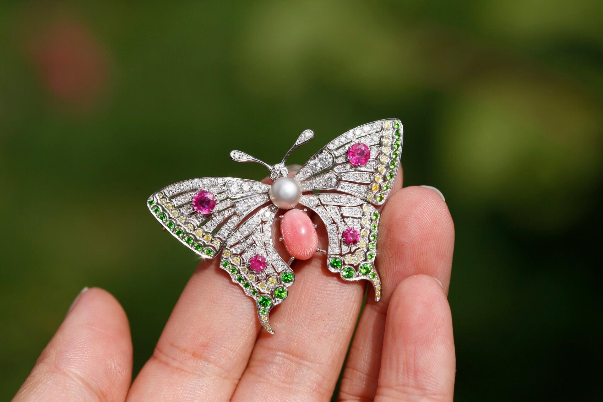 Conch Pearl, Demantoid Garnet, Ruby and Diamond 18 Karat Butterfly Brooch 3