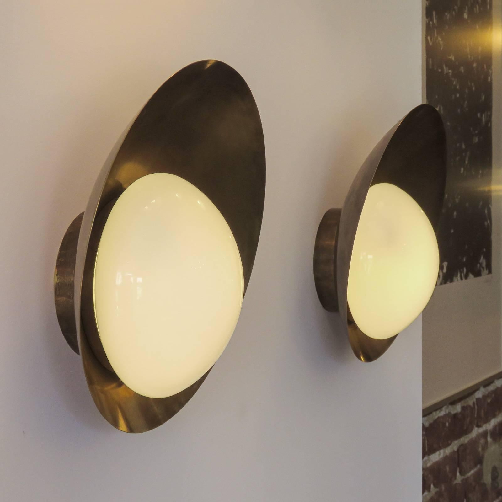 Concha Wall Lights by Gallery L7 For Sale 3