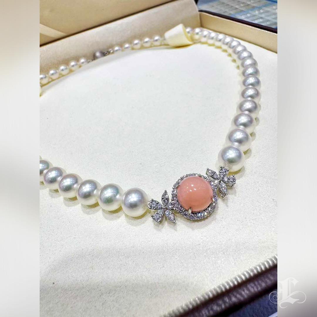 【Conchéa】5.85ct Conch Pearl & Aurora Akoya Pearl Diamond Necklace en vente 4