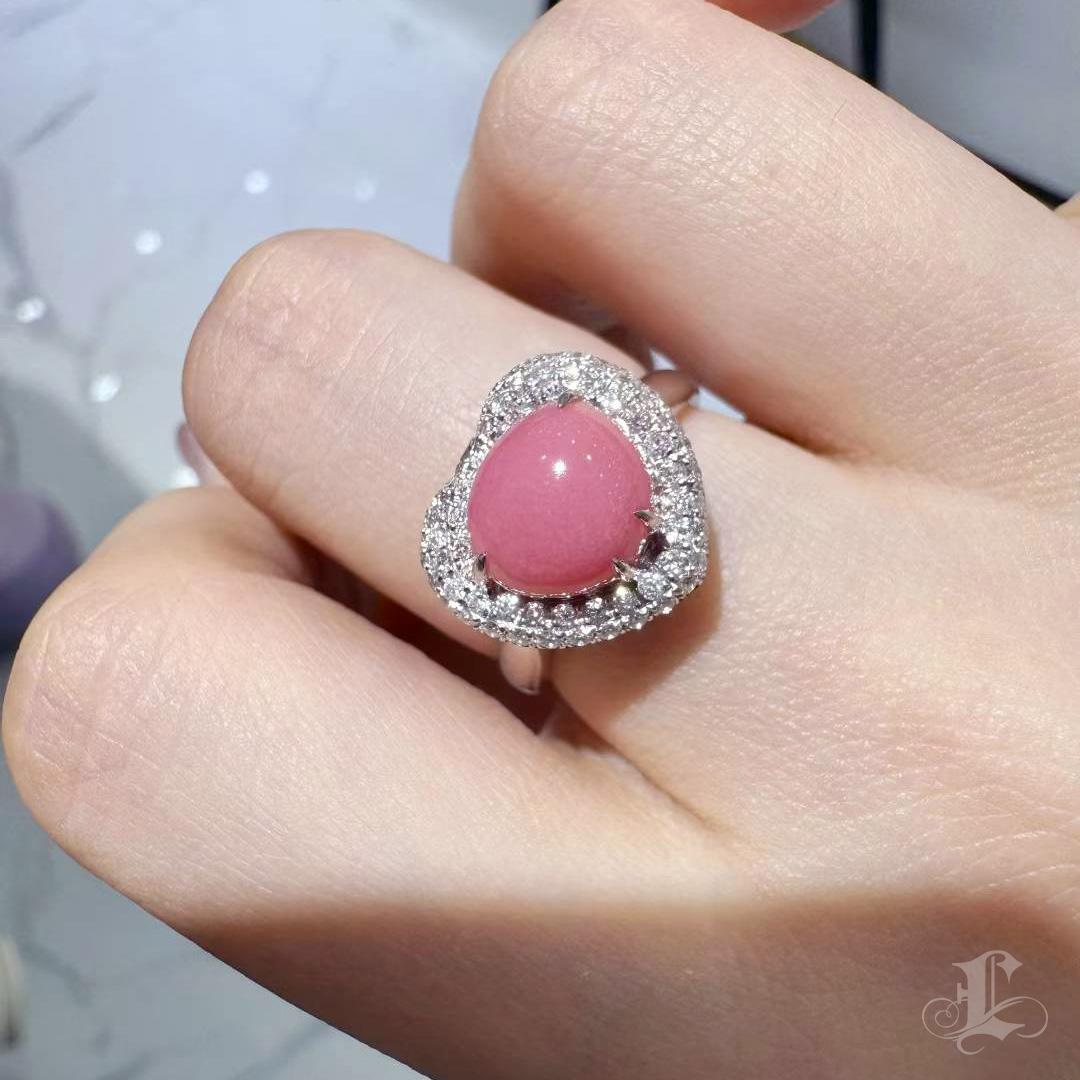 【Conchéa】 Anello e ciondolo convertibile conchiglia a cuore - 3,56ct in vendita 7