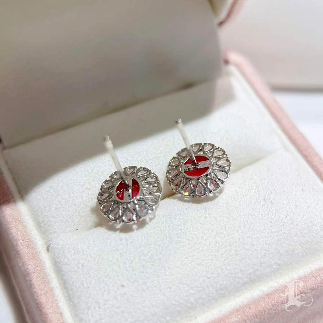 【Conchéa】Deep Flamingo Conch Pearl & Diamond Halo Earstuds - 1.64 ct en vente 4