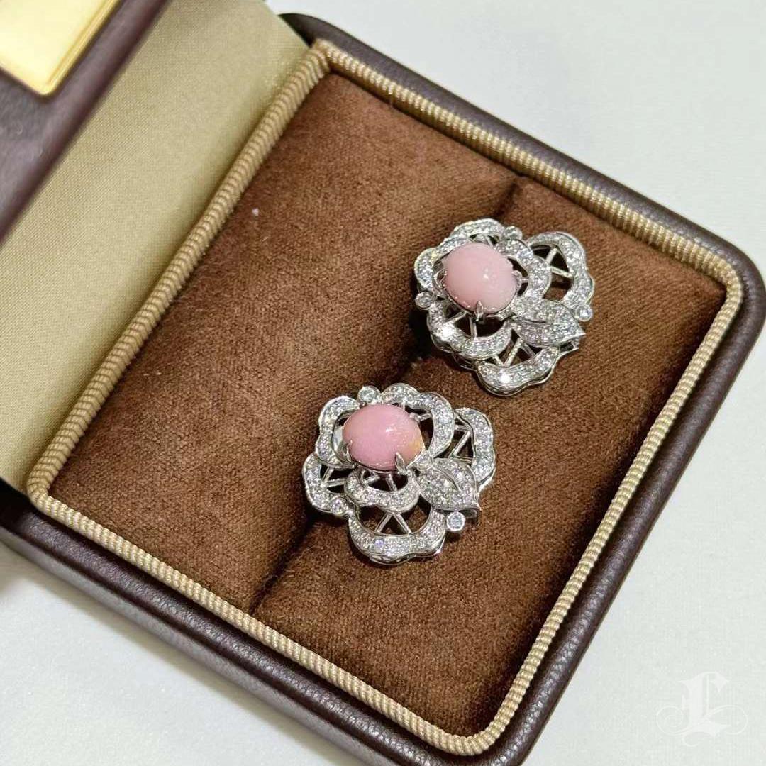 【Conchéa】Eternal Bloom Boucles d'oreilles perles de conque et diamants - 4.96ct en vente 5