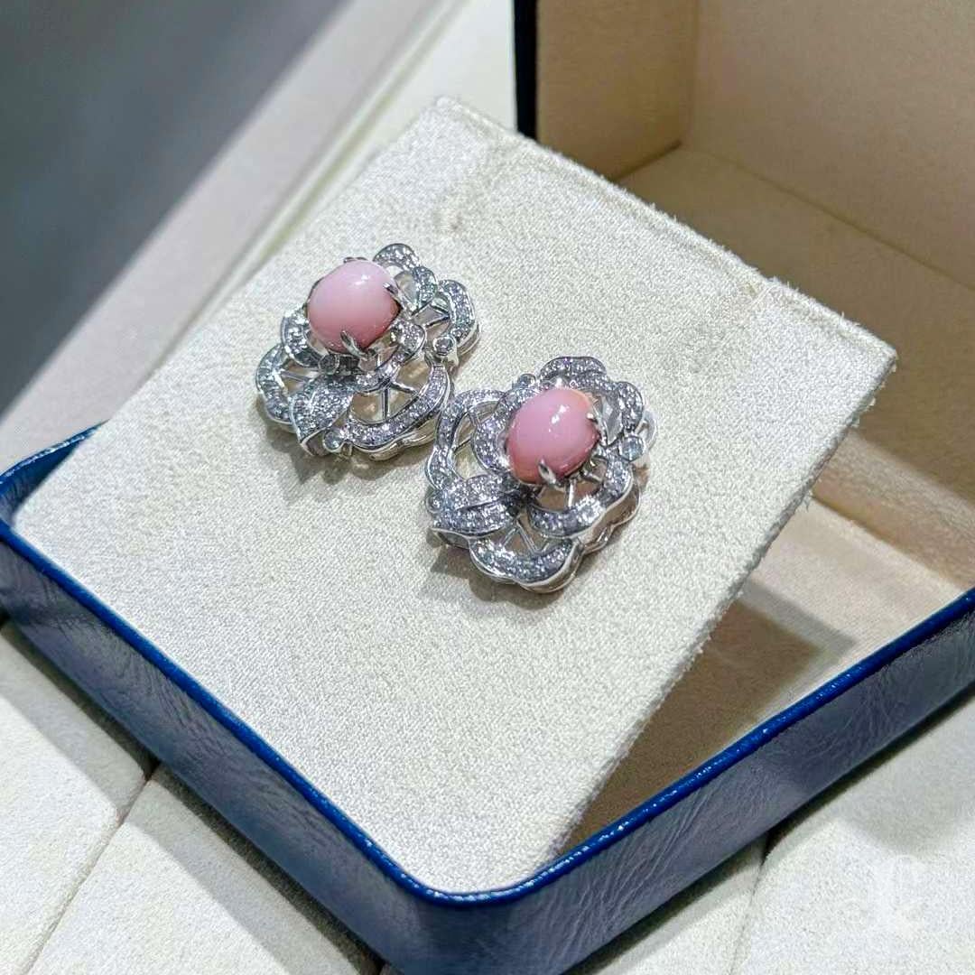 【Conchéa】Eternal Bloom Boucles d'oreilles perles de conque et diamants - 4.96ct en vente 6