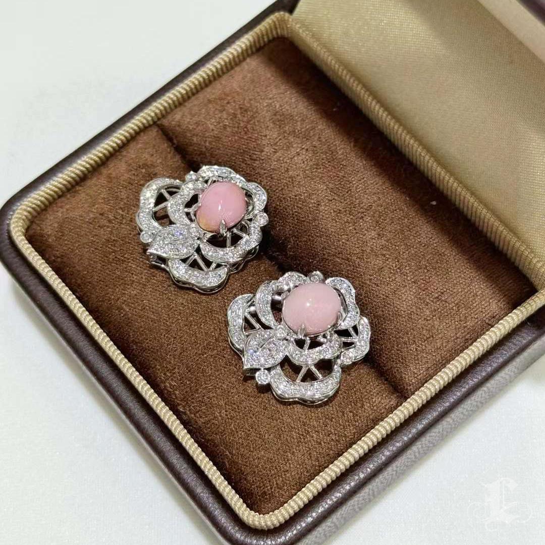 【Conchéa】Eternal Bloom Boucles d'oreilles perles de conque et diamants - 4.96ct en vente 4