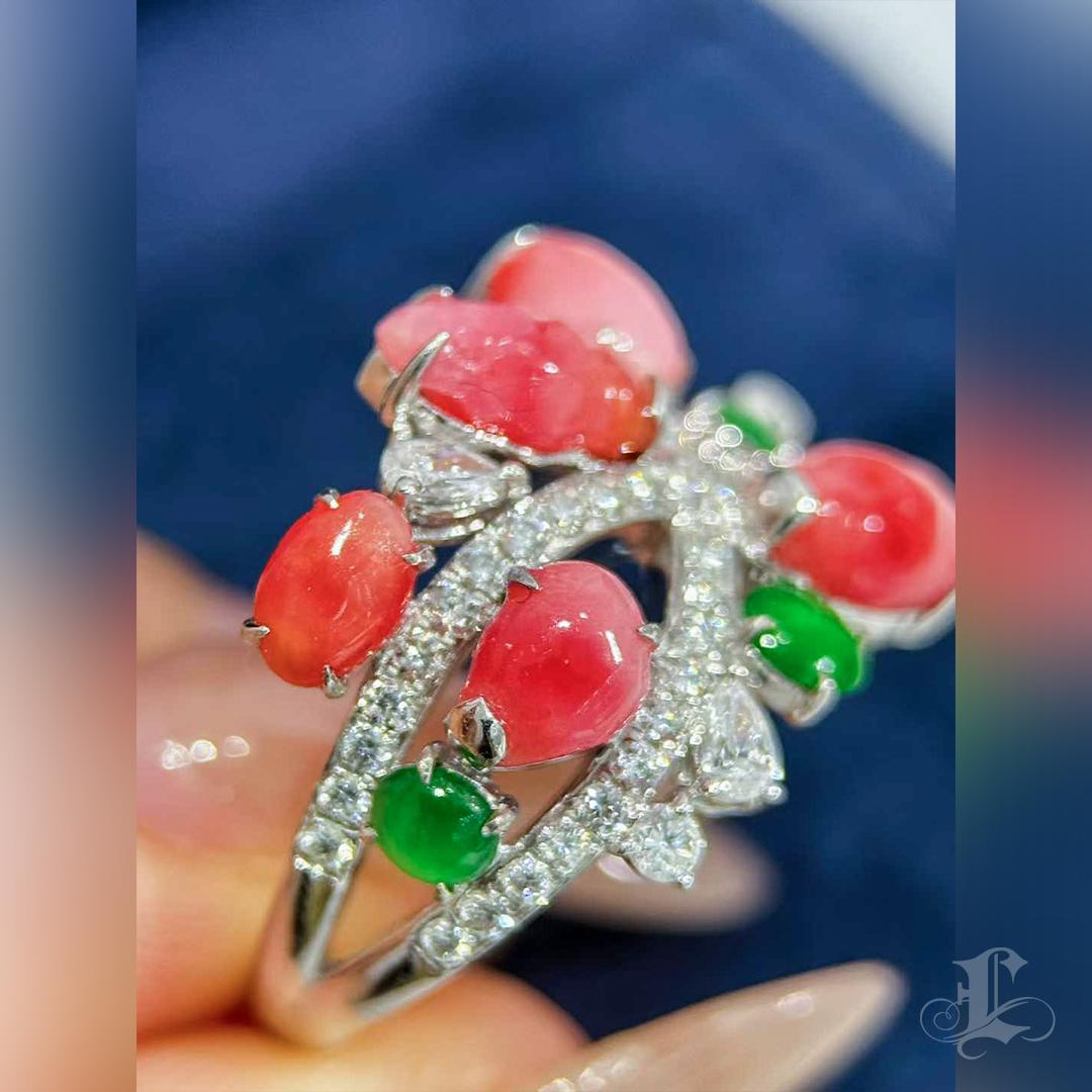 Donna 【Conchéa】Anello con perle di conchiglia, giadeite e diamanti - 4,37ct in vendita