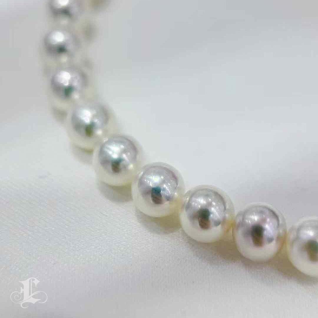 Conchéa】 Collana con ciondolo di perle Conchiglia con perle Akoya e diamanti - 3,1 carati in vendita 6