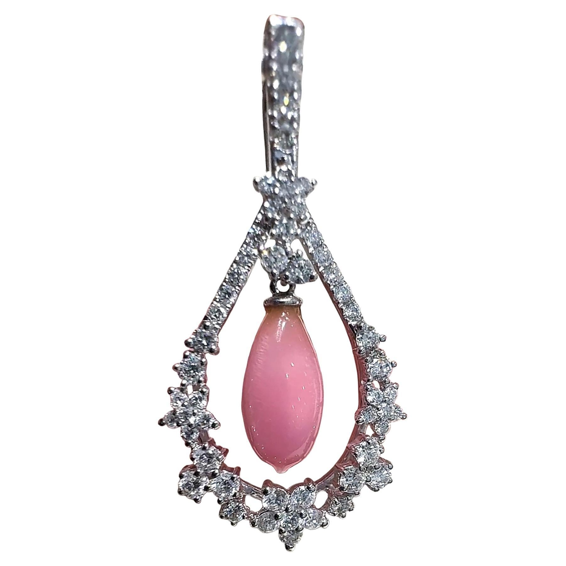 【Conchéa】Flame Petal Conch Pearl Diamond Convertible Pendant — 2.06ct