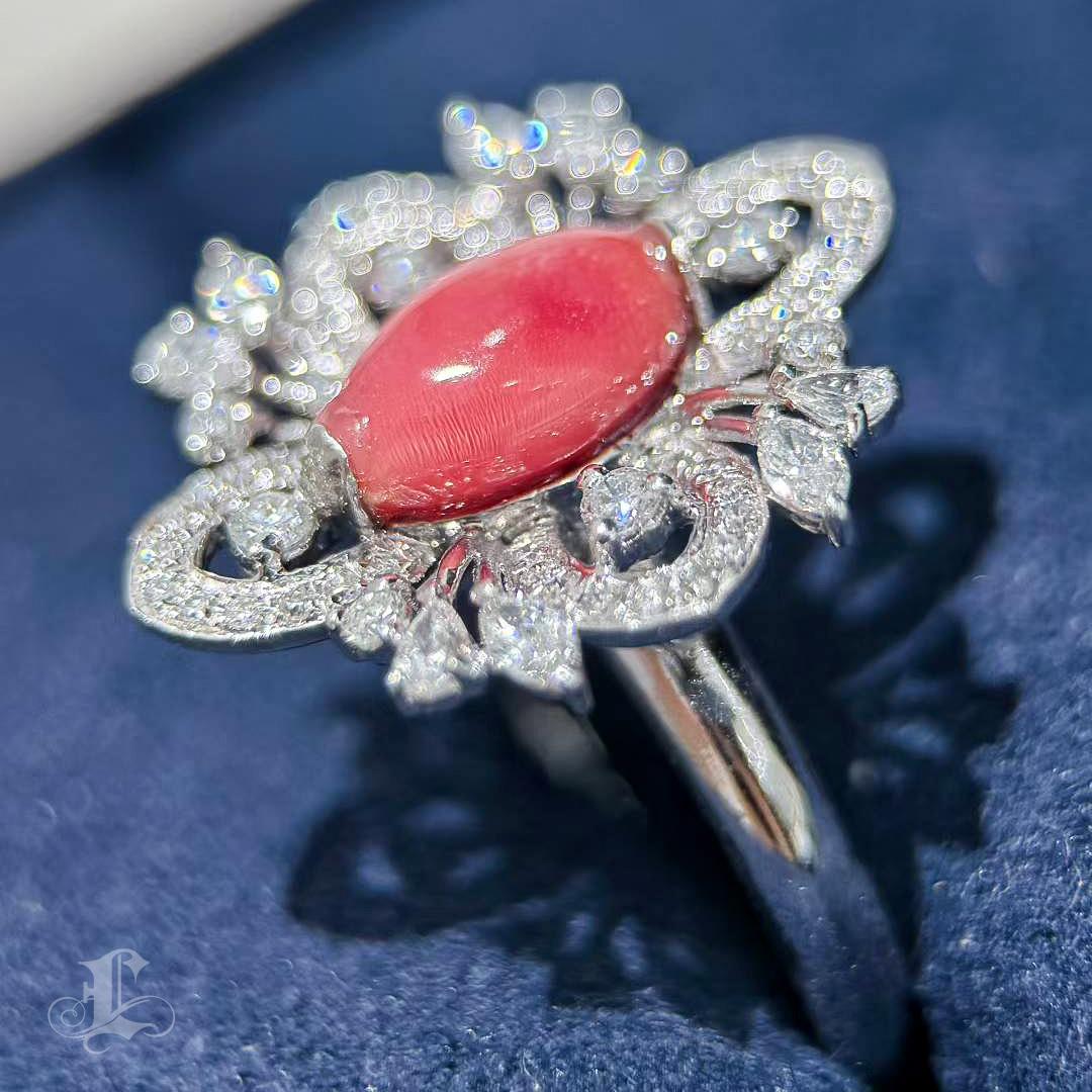 【Conchéa】Flame Petal Platin Muschel Diamant Ring - 1.87ct im Angebot 5