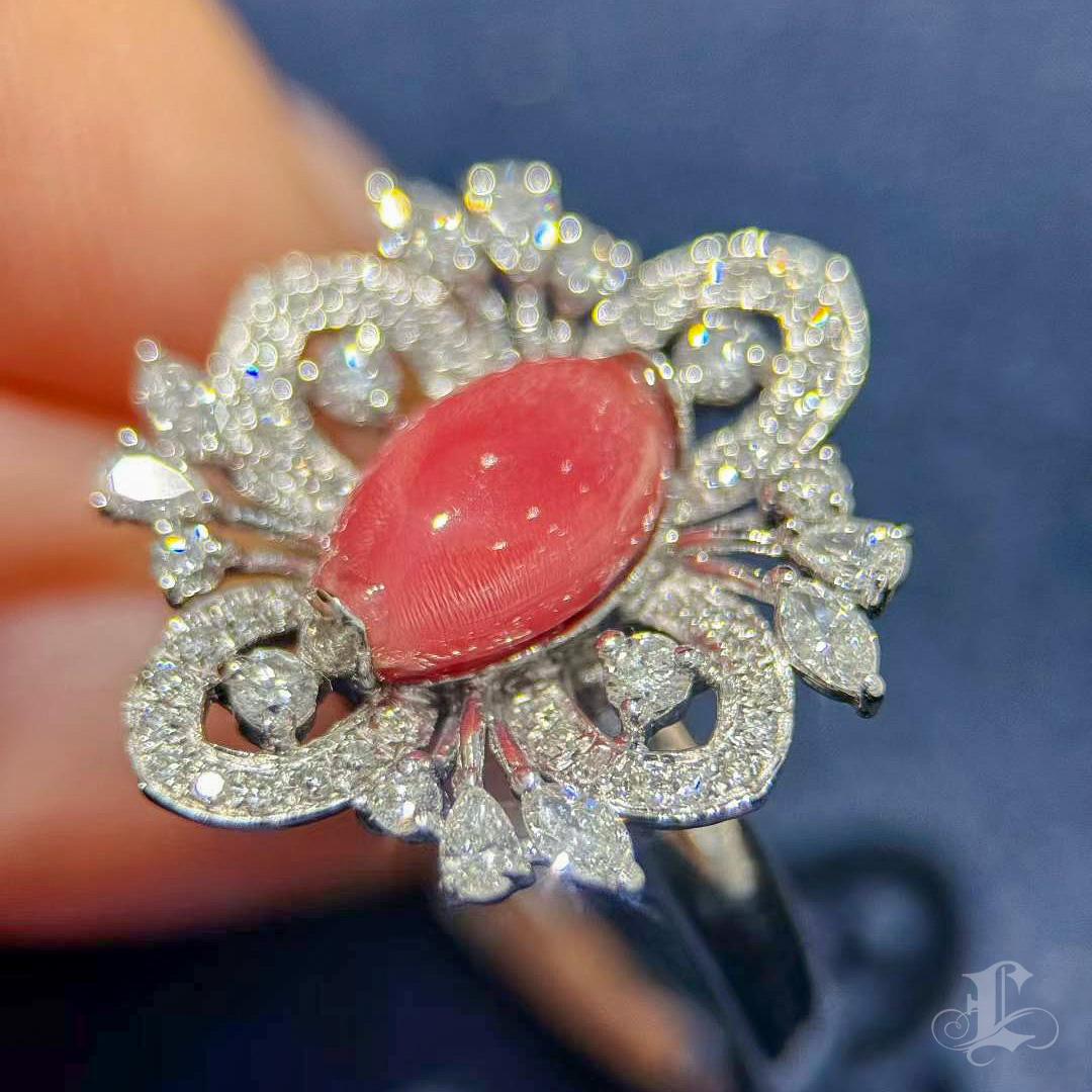 【Conchéa】Flame Petal Platin Muschel Diamant Ring - 1.87ct im Angebot 4