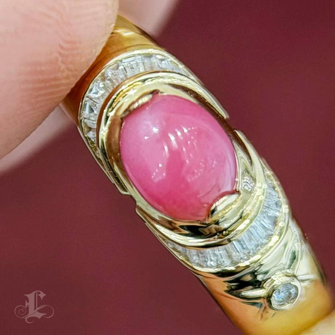 Non taillé 【Conchéa】Heritage Flamingo Conch Pearl Baguette Diamond Ring - 1.0 ct en vente