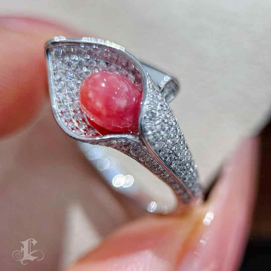 【Conchéa】Bague de perles de conque à pétales flamboyants - 1.19ct Neuf - En vente à New York, NY
