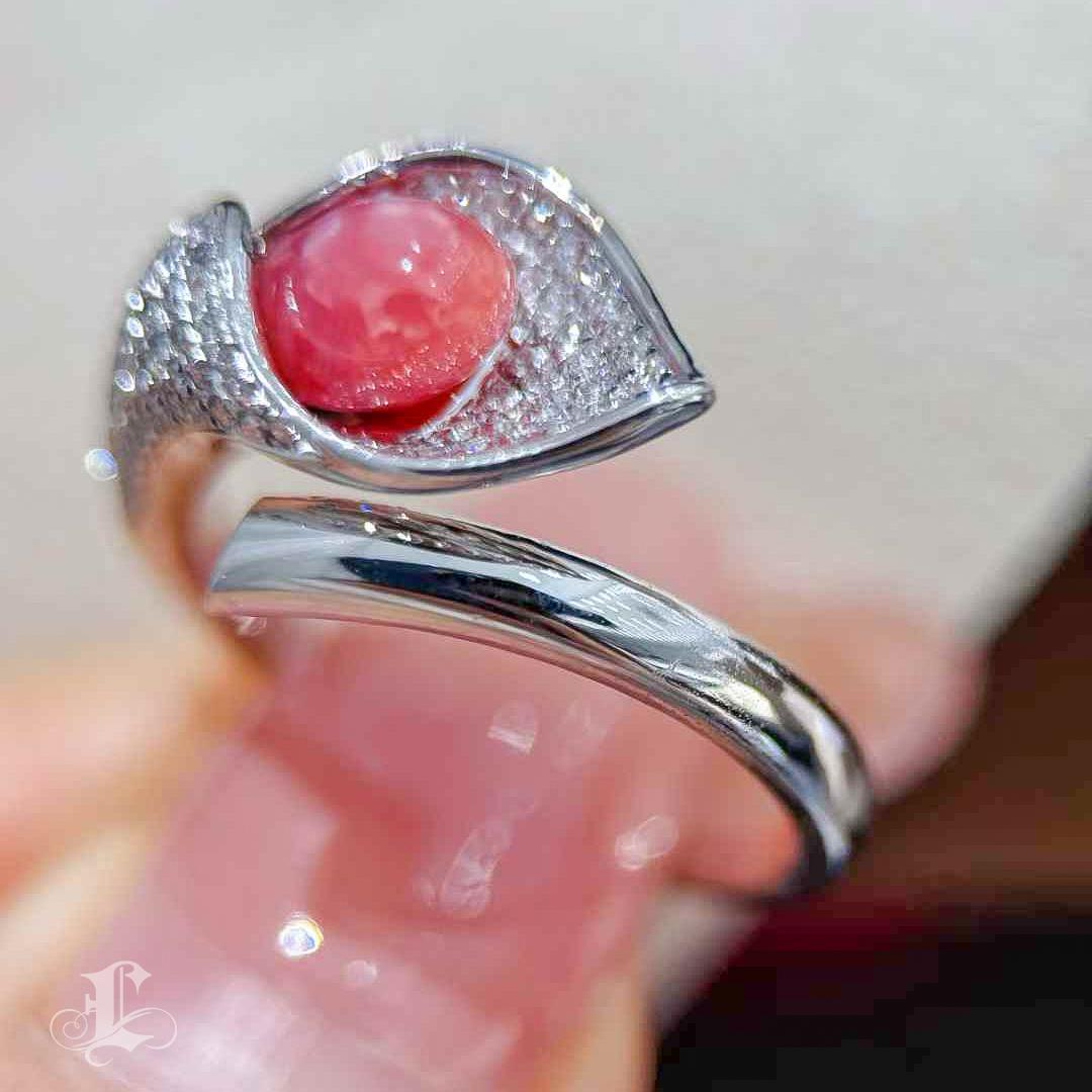 【Conchéa】Bague de perles de conque à pétales flamboyants - 1.19ct en vente 3