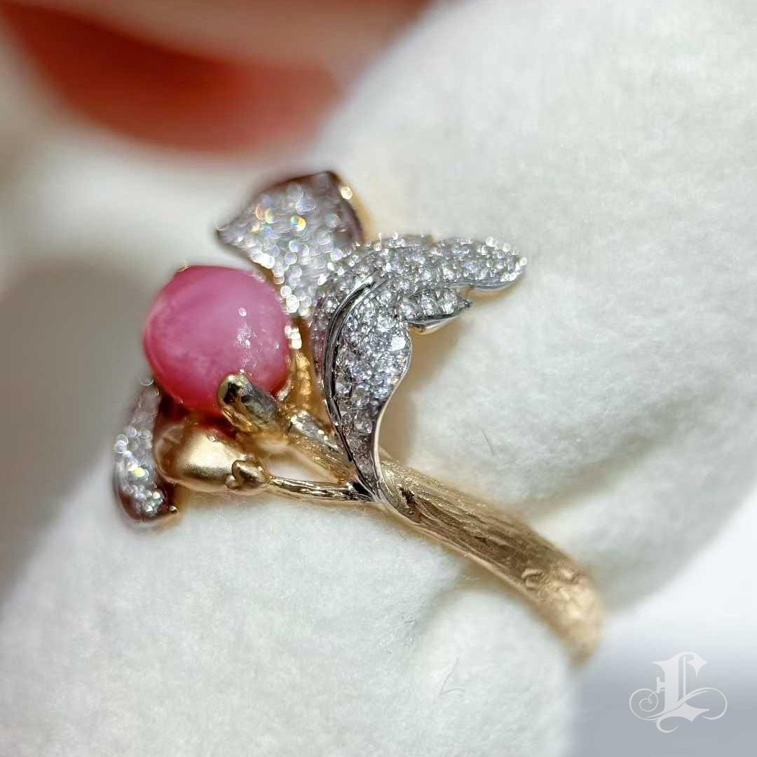 【Conchéa】Flamingo Bloom Conch Pearl Diamond Ring - 1.48ct en vente 5