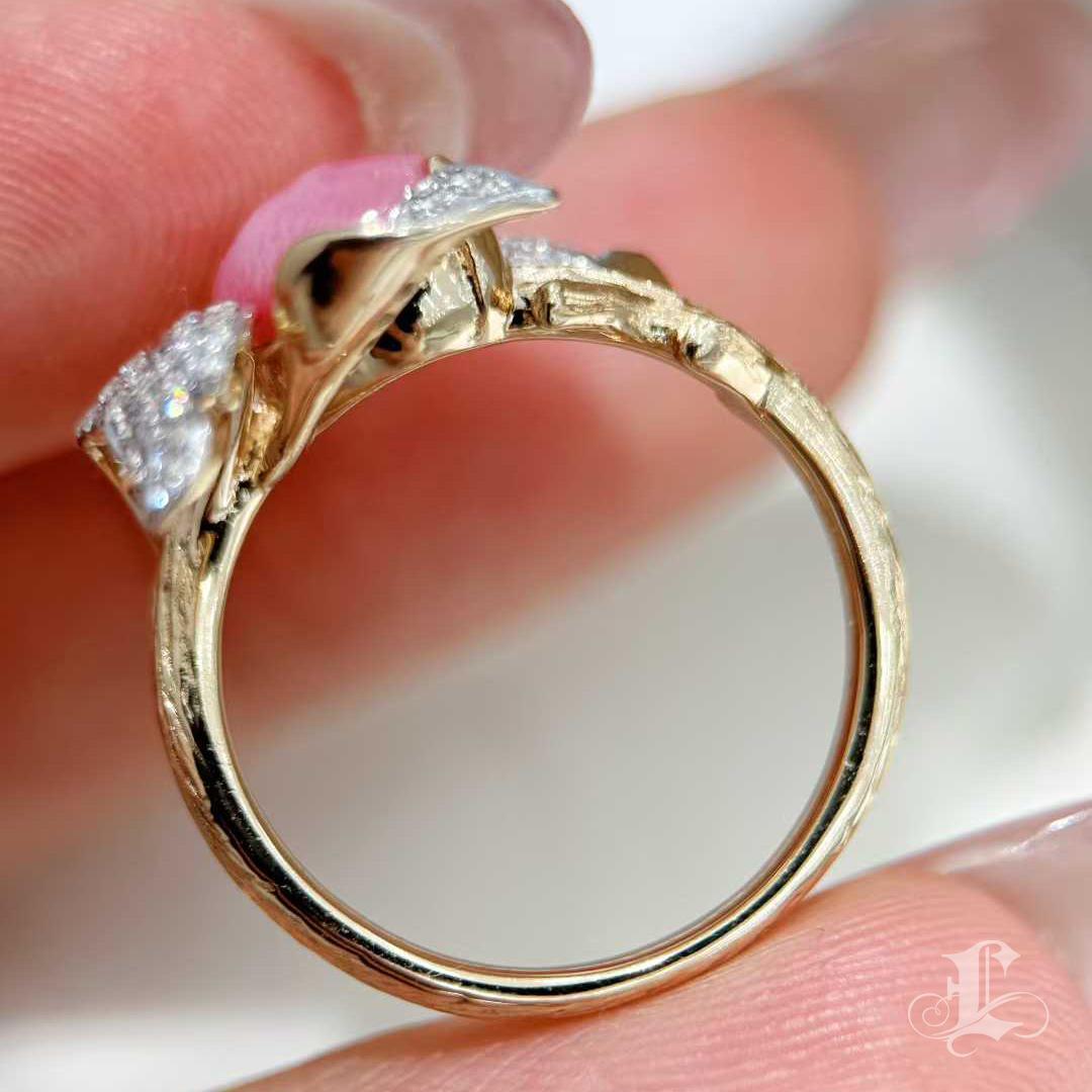 【Conchéa】Flamingo Bloom Conch Pearl Diamond Ring - 1.48ct en vente 7
