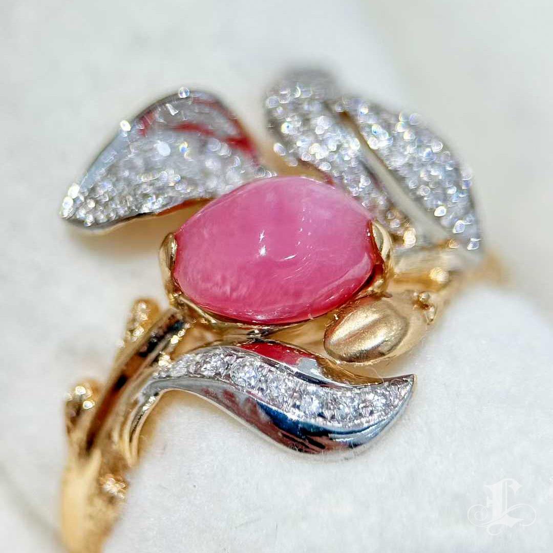 【Conchéa】Flamingo Bloom Conch Pearl Diamond Ring - 1.48ct en vente 3